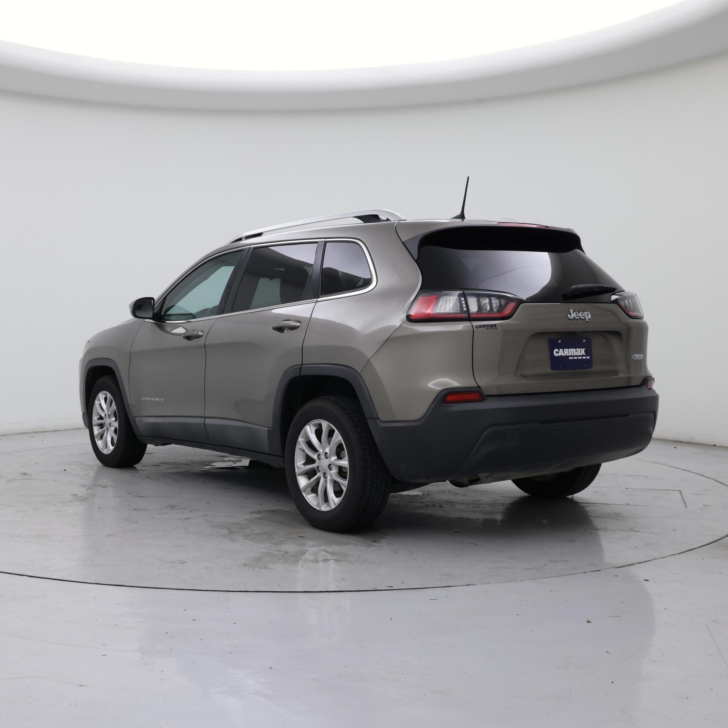 Thumbnail: 2019 Jeep Cherokee - 2