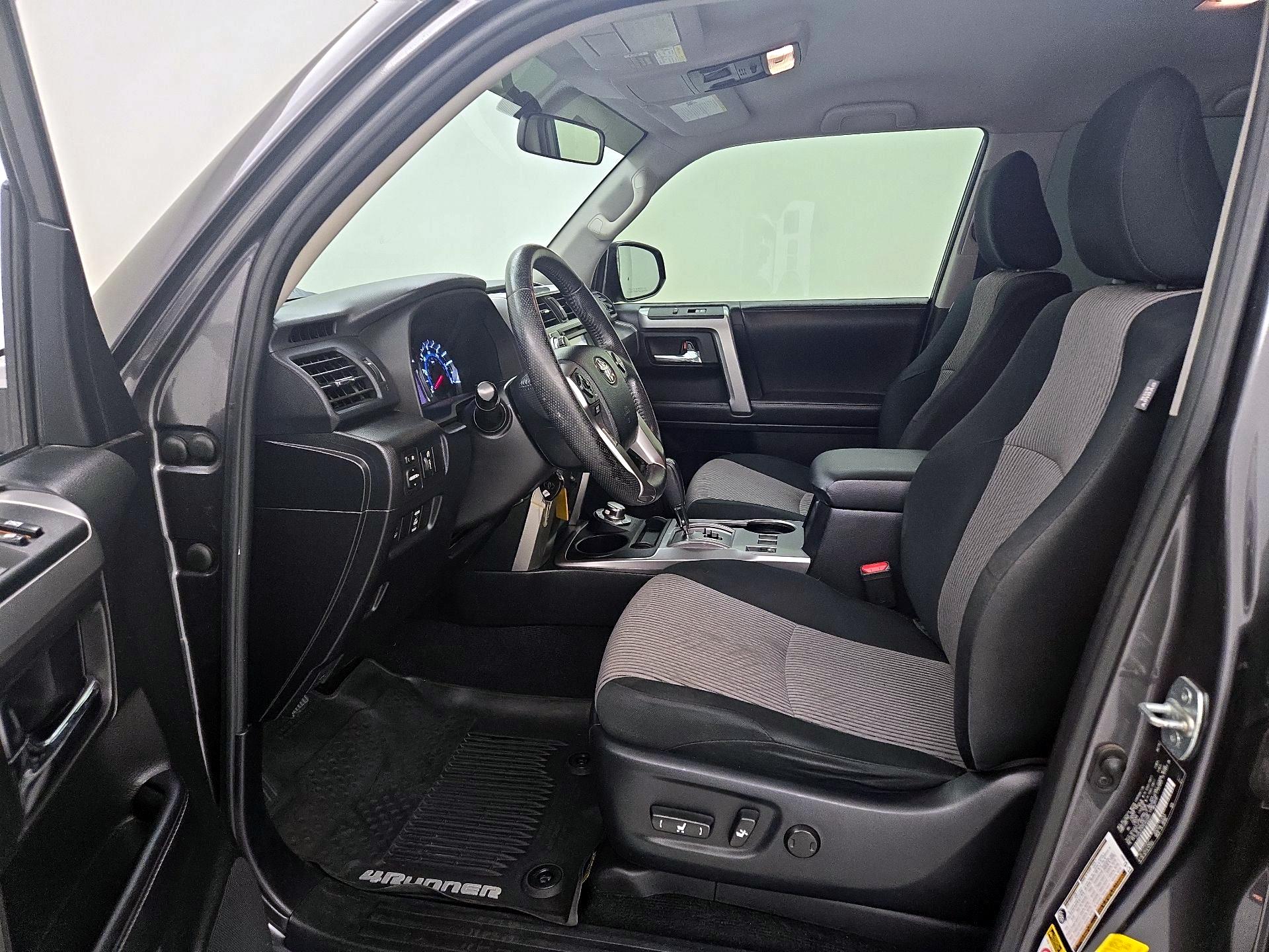 Thumbnail: 2019 Toyota 4Runner - 11