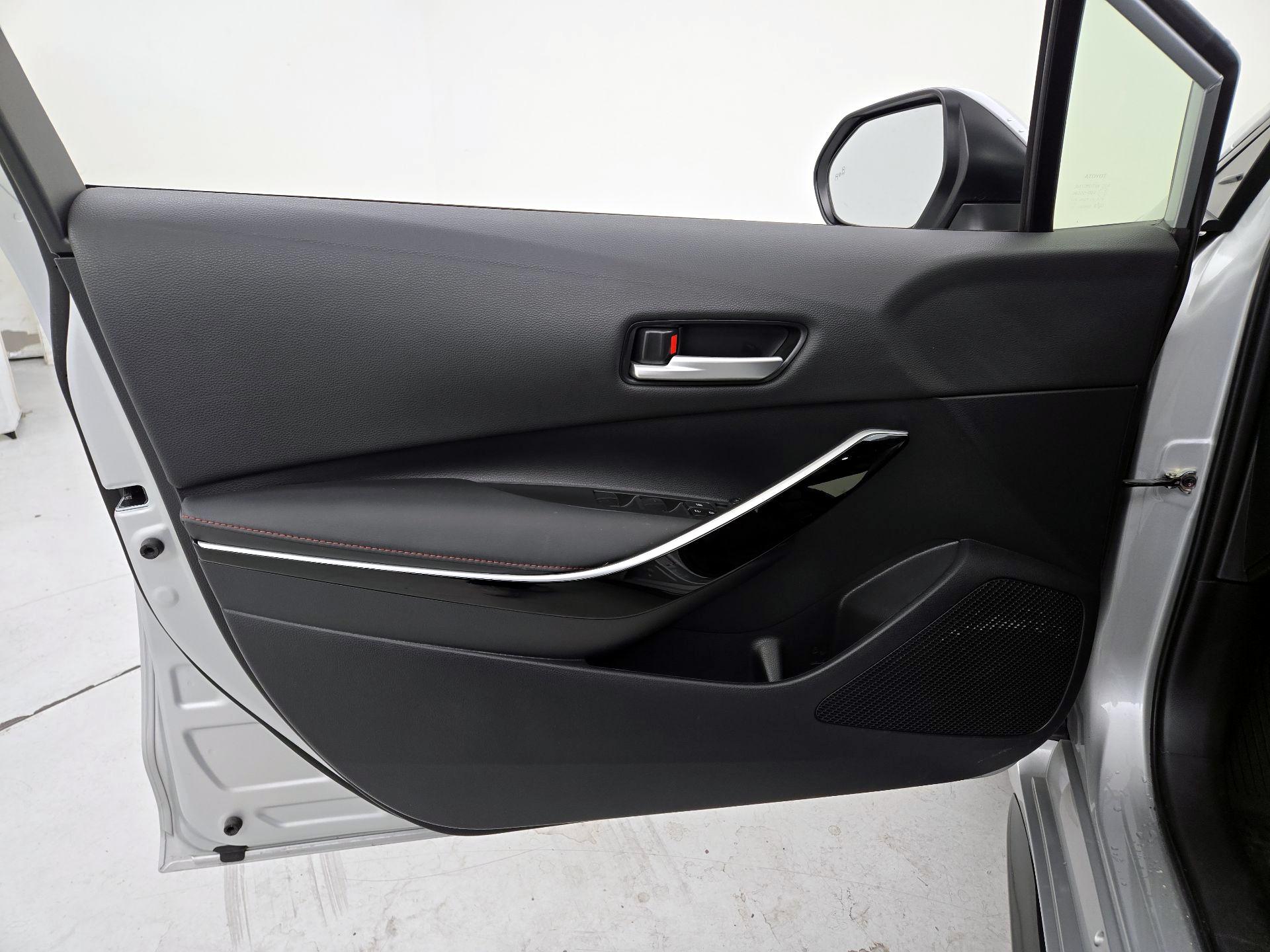 Thumbnail: 2023 Toyota Corolla - 12