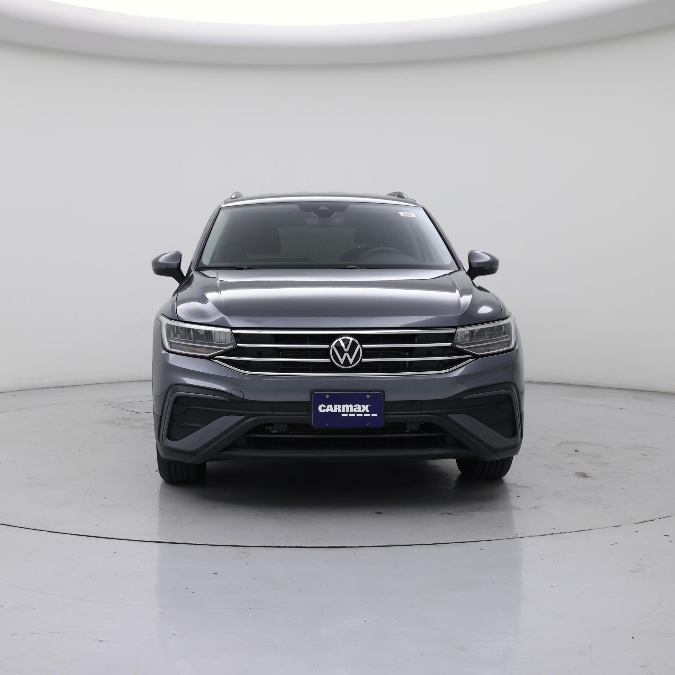 Thumbnail: 2023 Volkswagen Tiguan - 5
