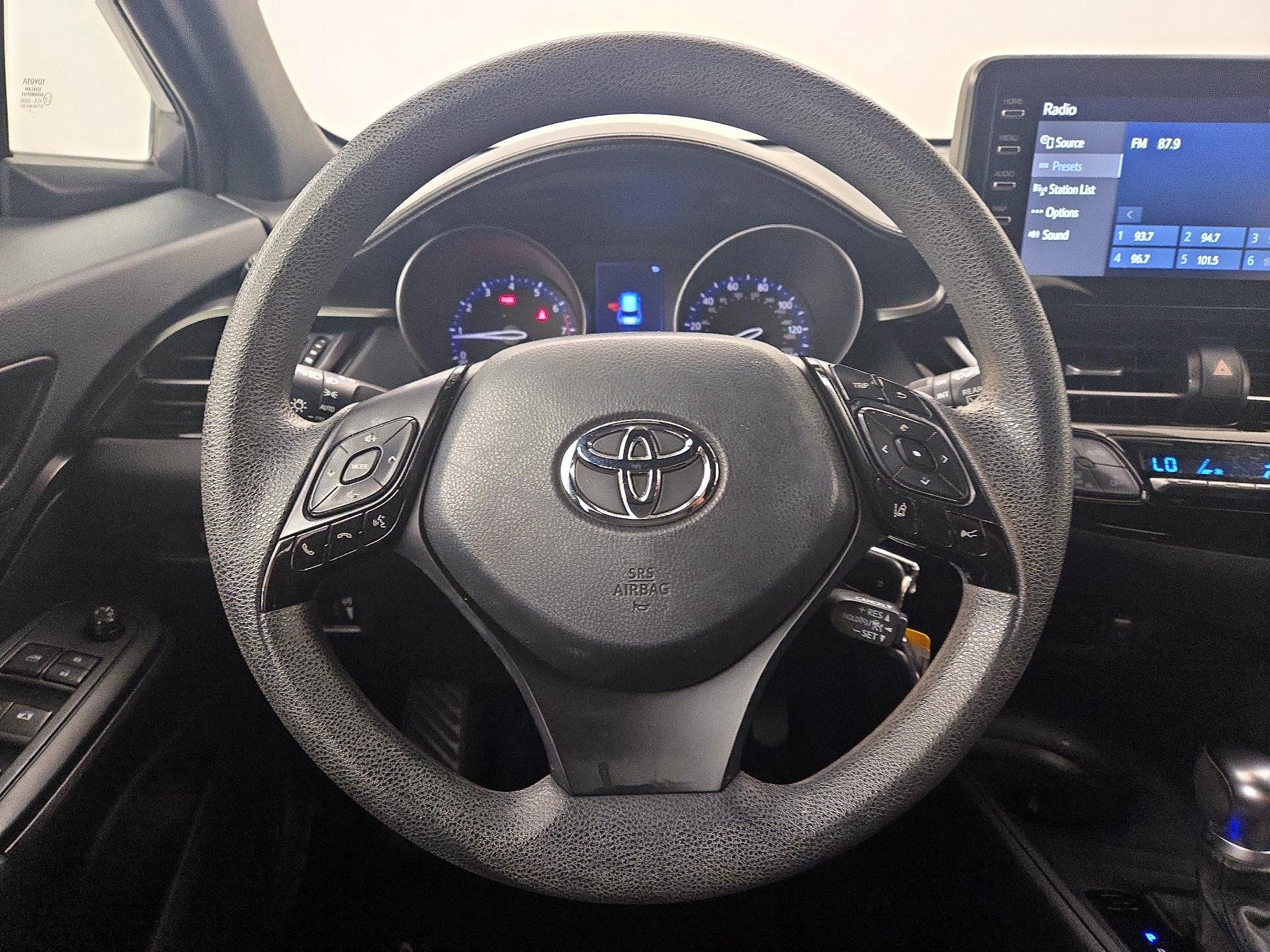 Thumbnail: 2019 Toyota C-HR - 10