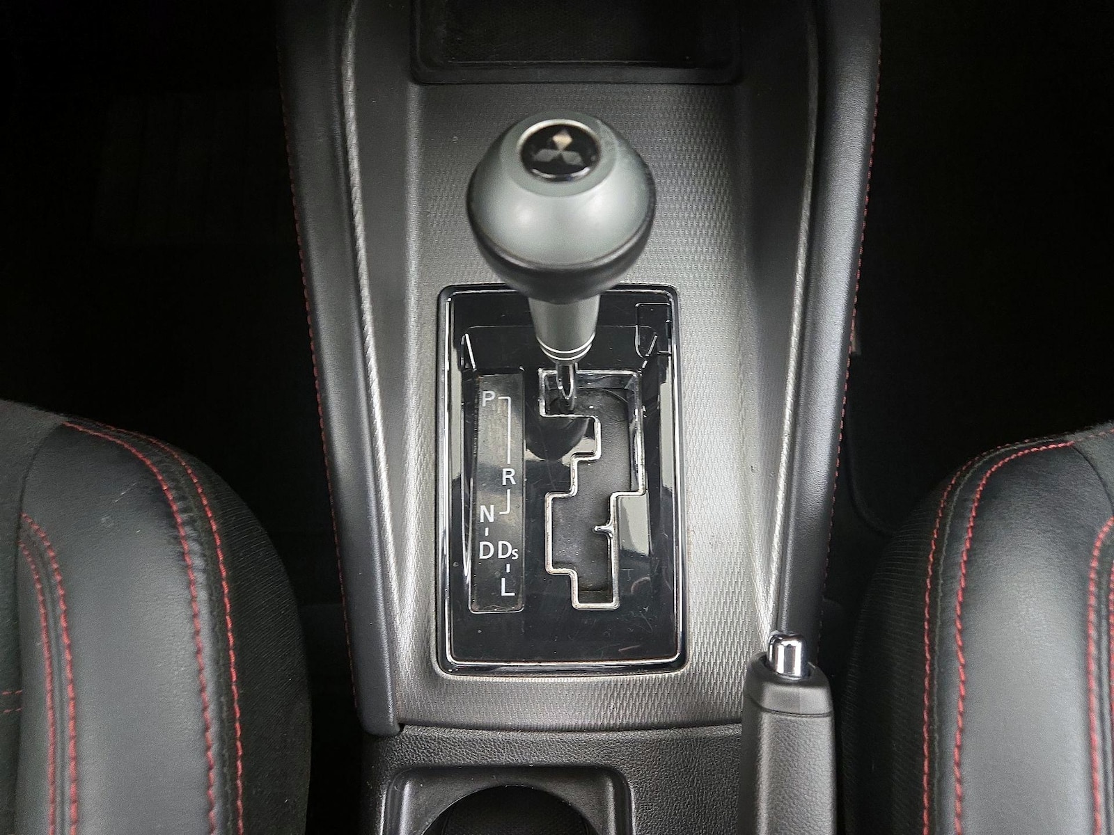 2022 Mitsubishi Outlander Sport SE - Photo 18