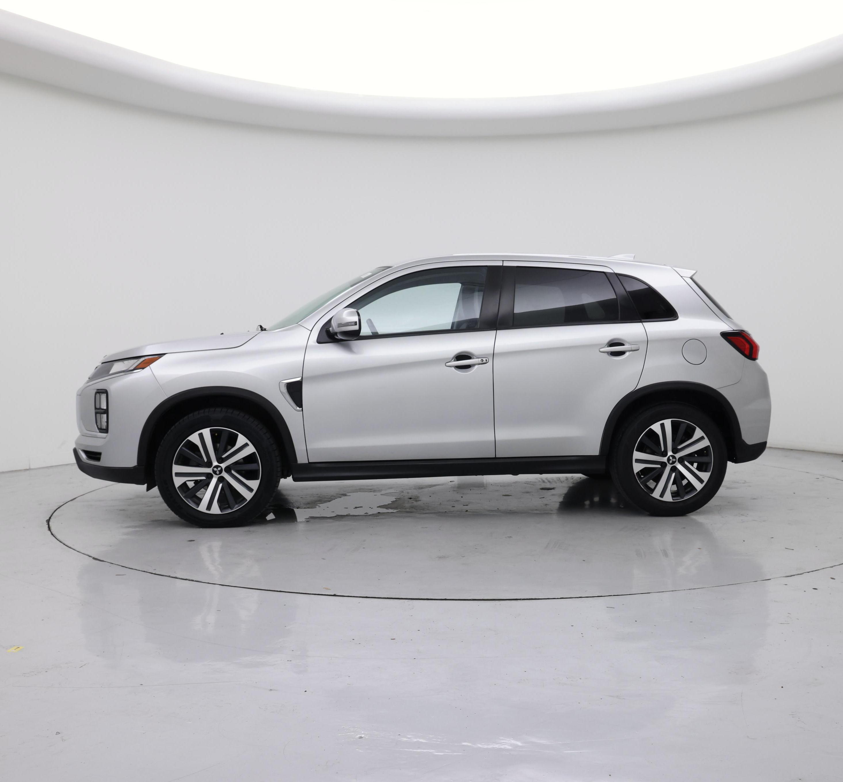Thumbnail: 2022 Mitsubishi Outlander Sport - 3