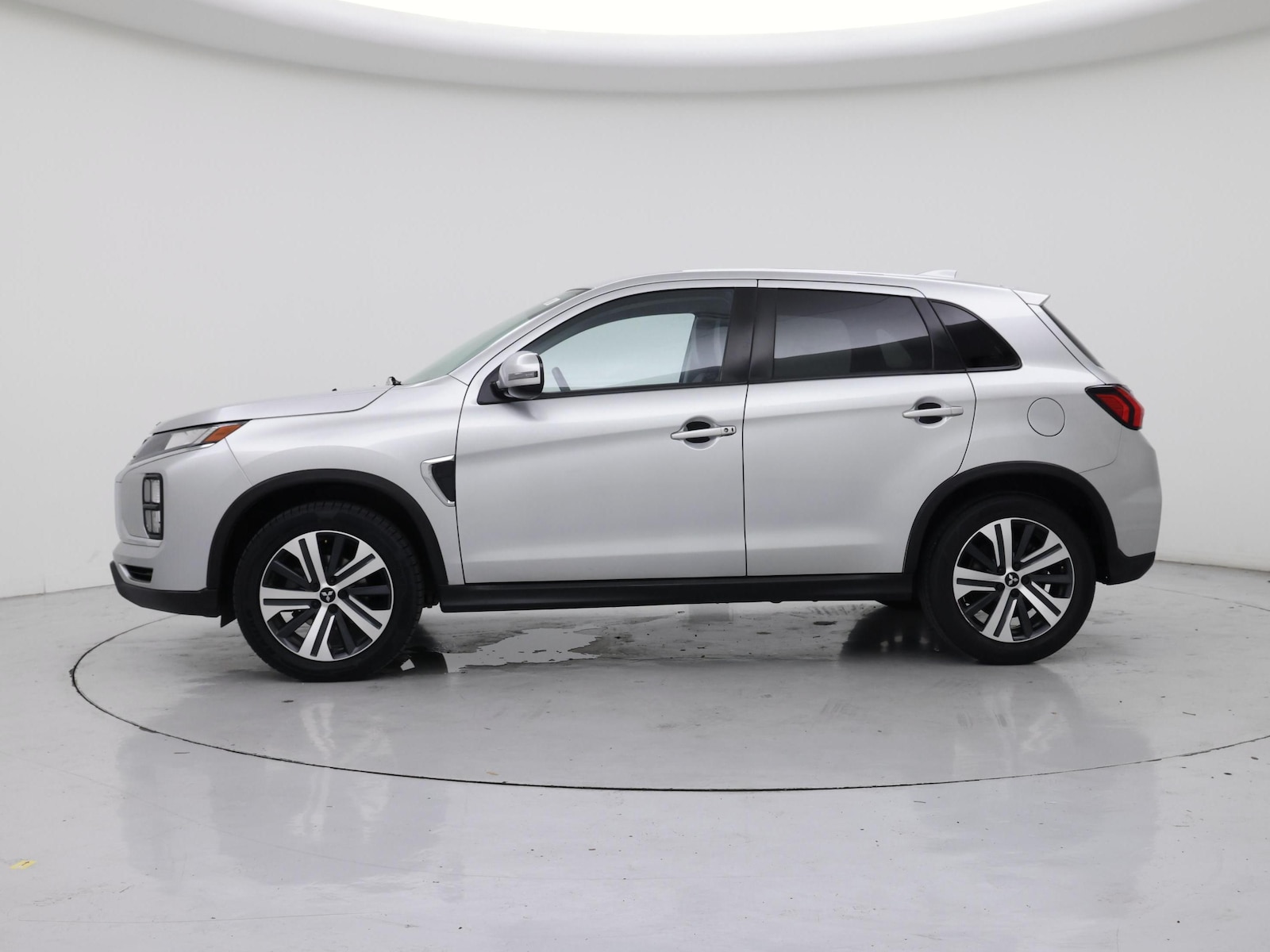 2022 Mitsubishi Outlander Sport SE - Photo 4