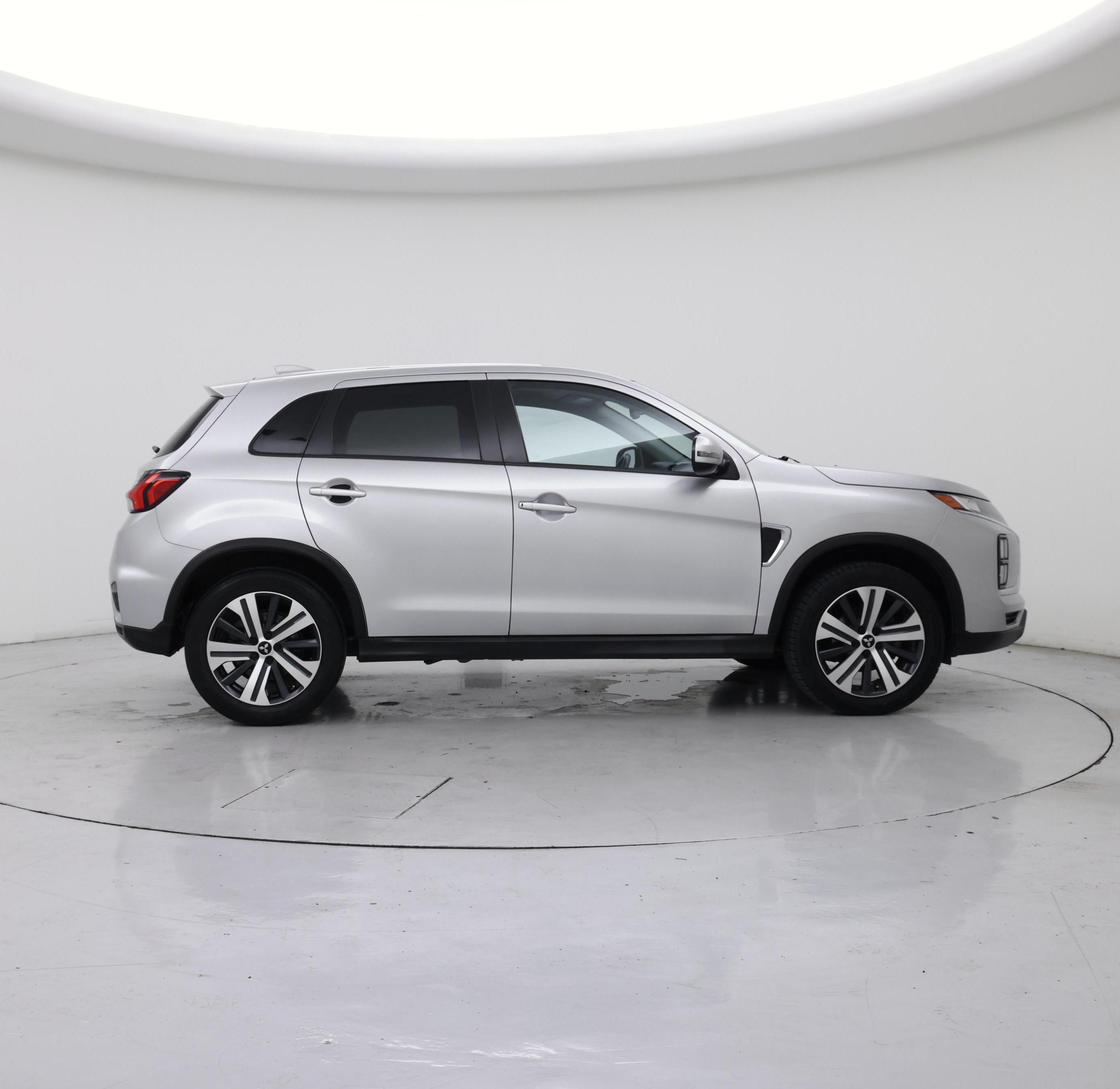 Thumbnail: 2022 Mitsubishi Outlander Sport - 7