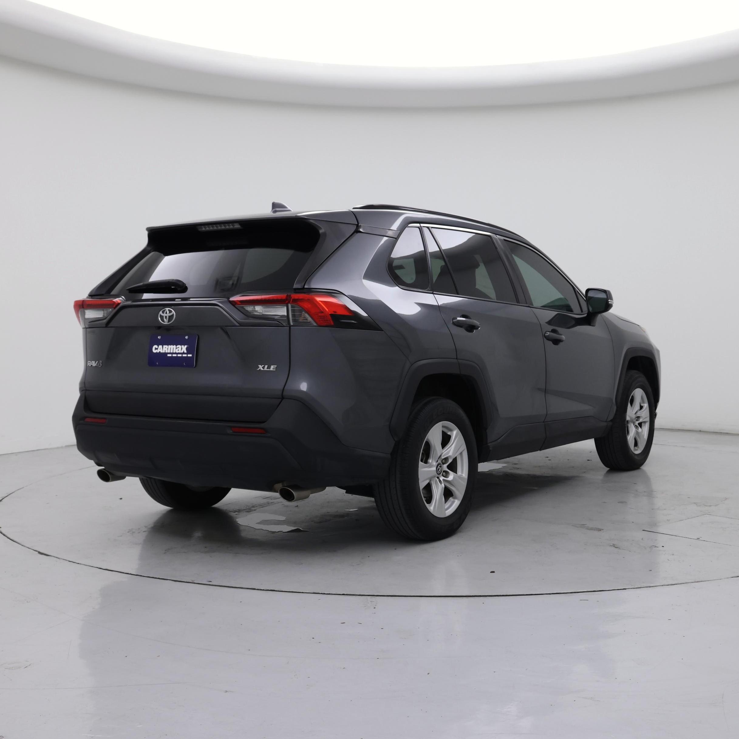 Thumbnail: 2019 Toyota RAV4 - 8