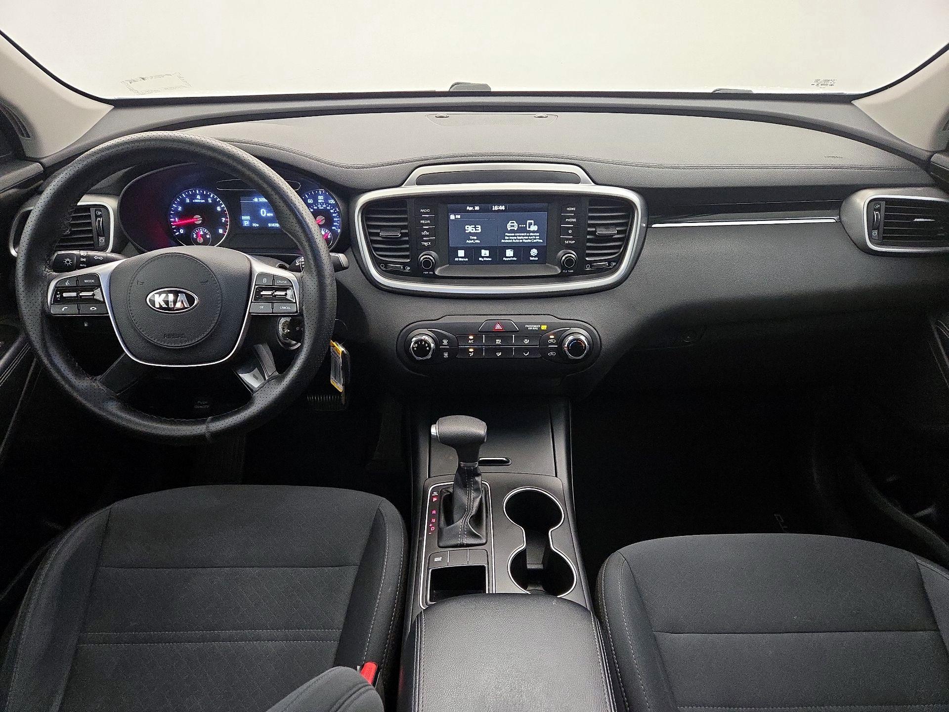 Thumbnail: 2019 Kia Sorento - 9