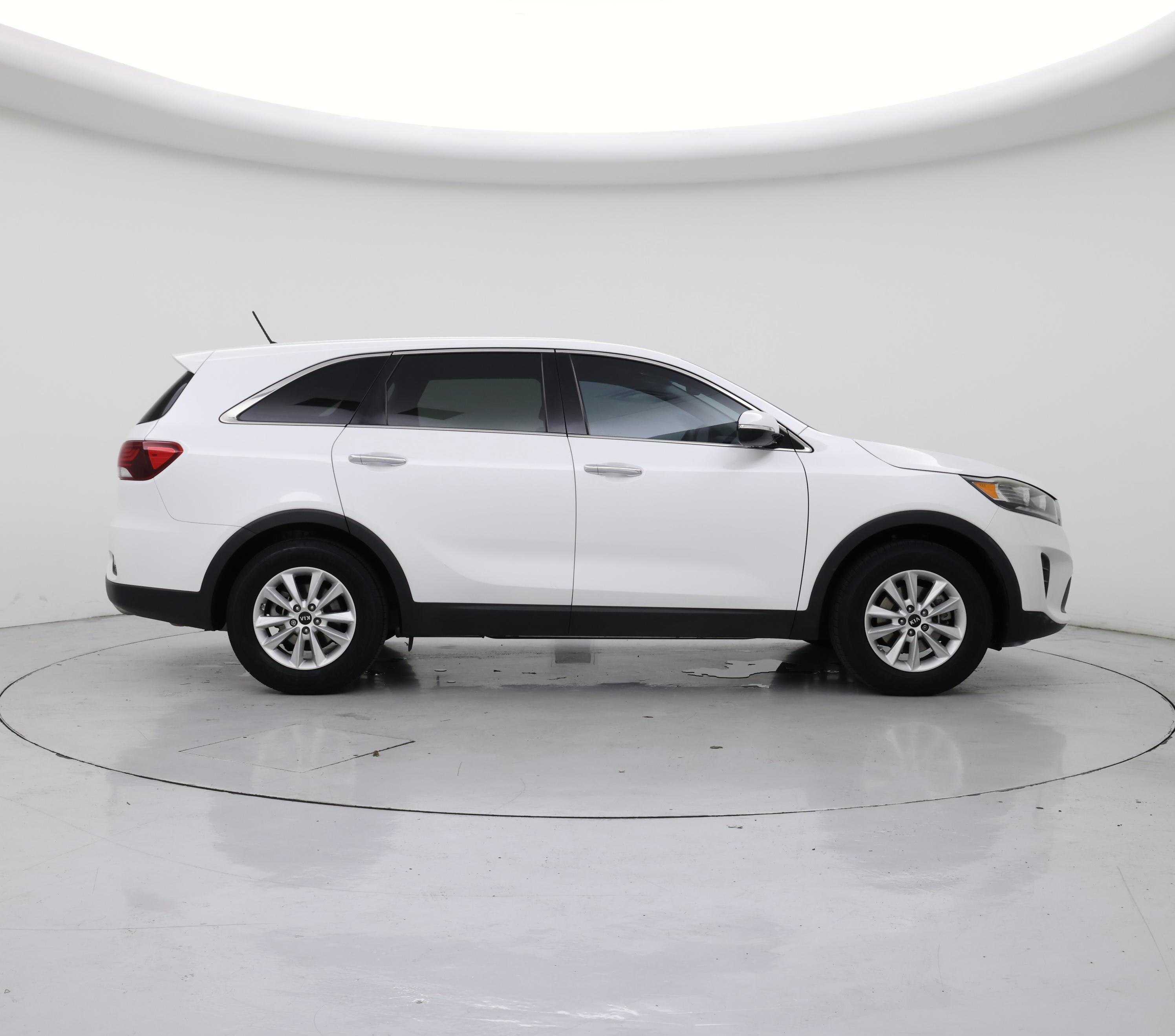Thumbnail: 2019 Kia Sorento - 7