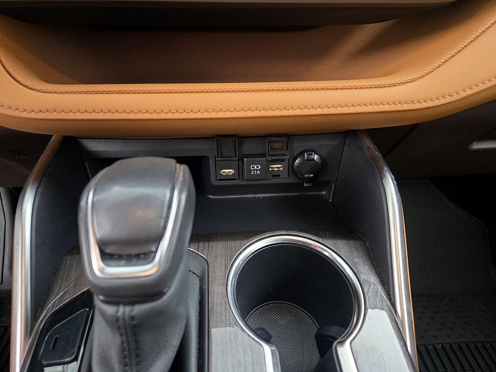 Thumbnail: 2020 Toyota Highlander - 19