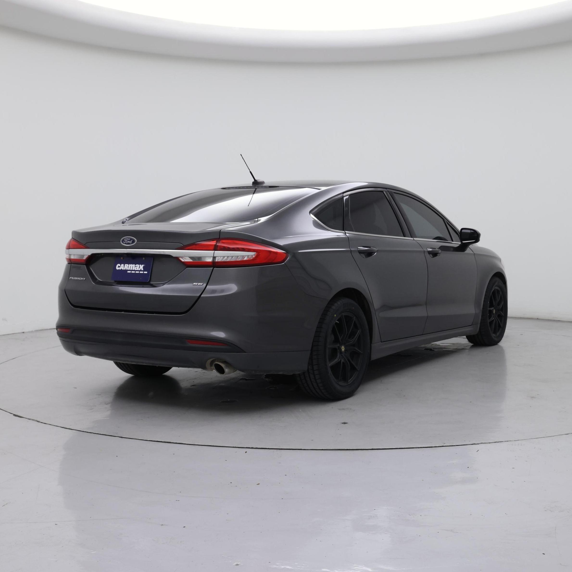 Thumbnail: 2017 Ford Fusion - 8