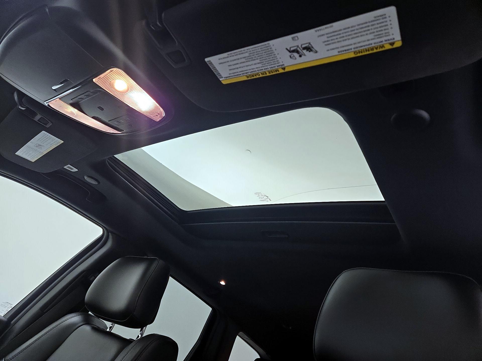Thumbnail: 2021 Jeep Grand Cherokee - 20
