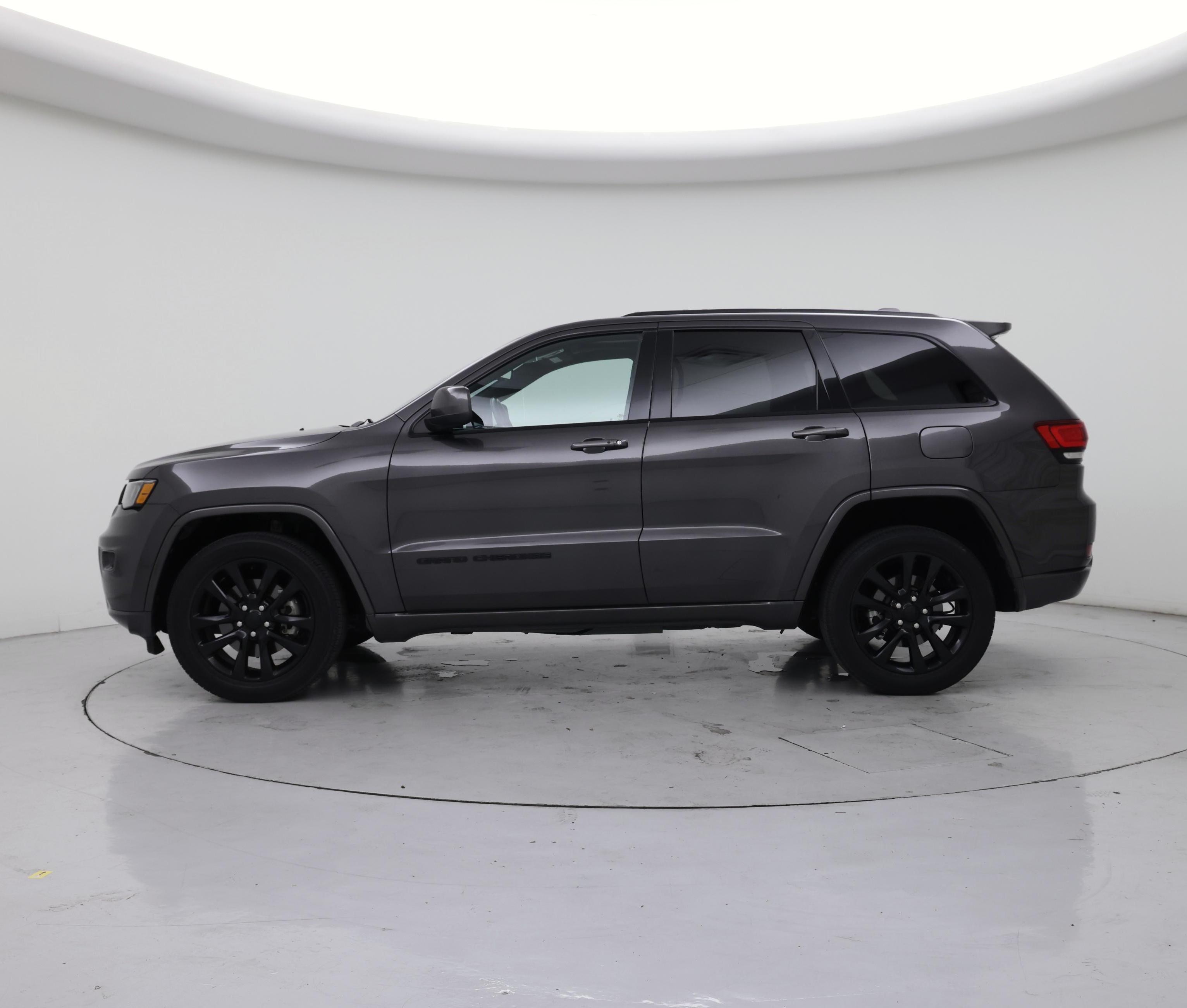 Thumbnail: 2021 Jeep Grand Cherokee - 3