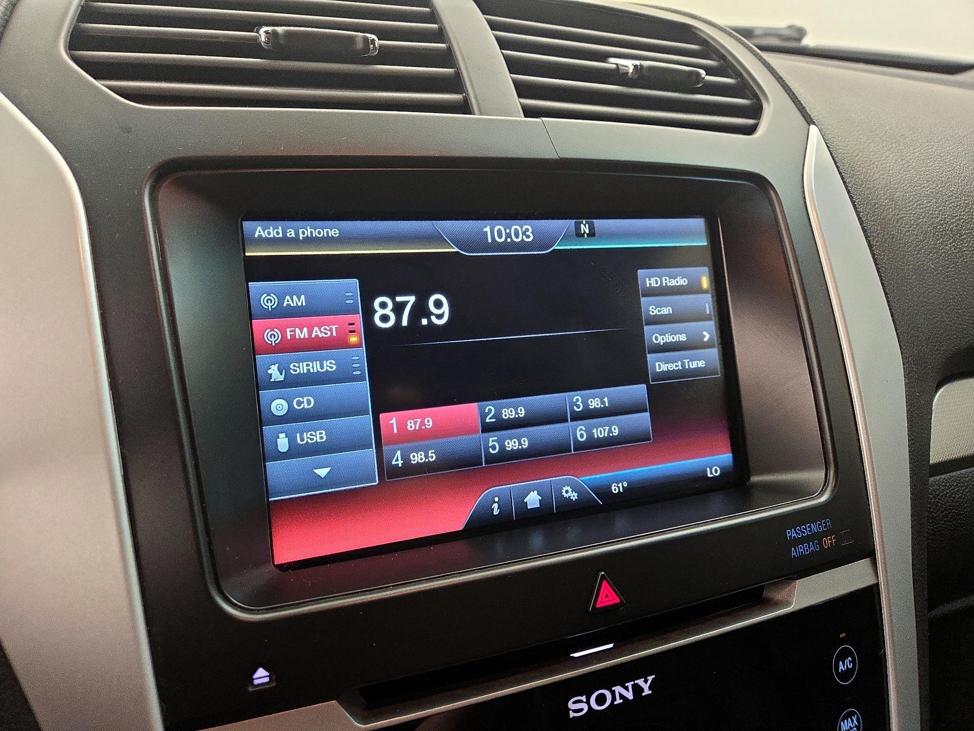 Thumbnail: 2015 Ford Explorer - 15