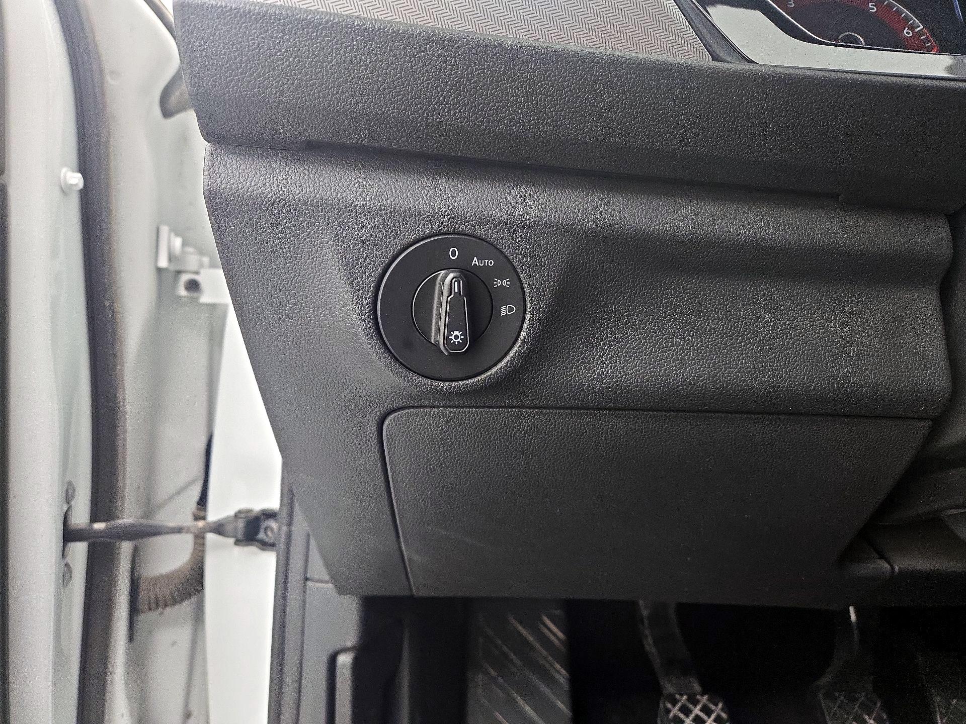 Thumbnail: 2020 Volkswagen Jetta - 13