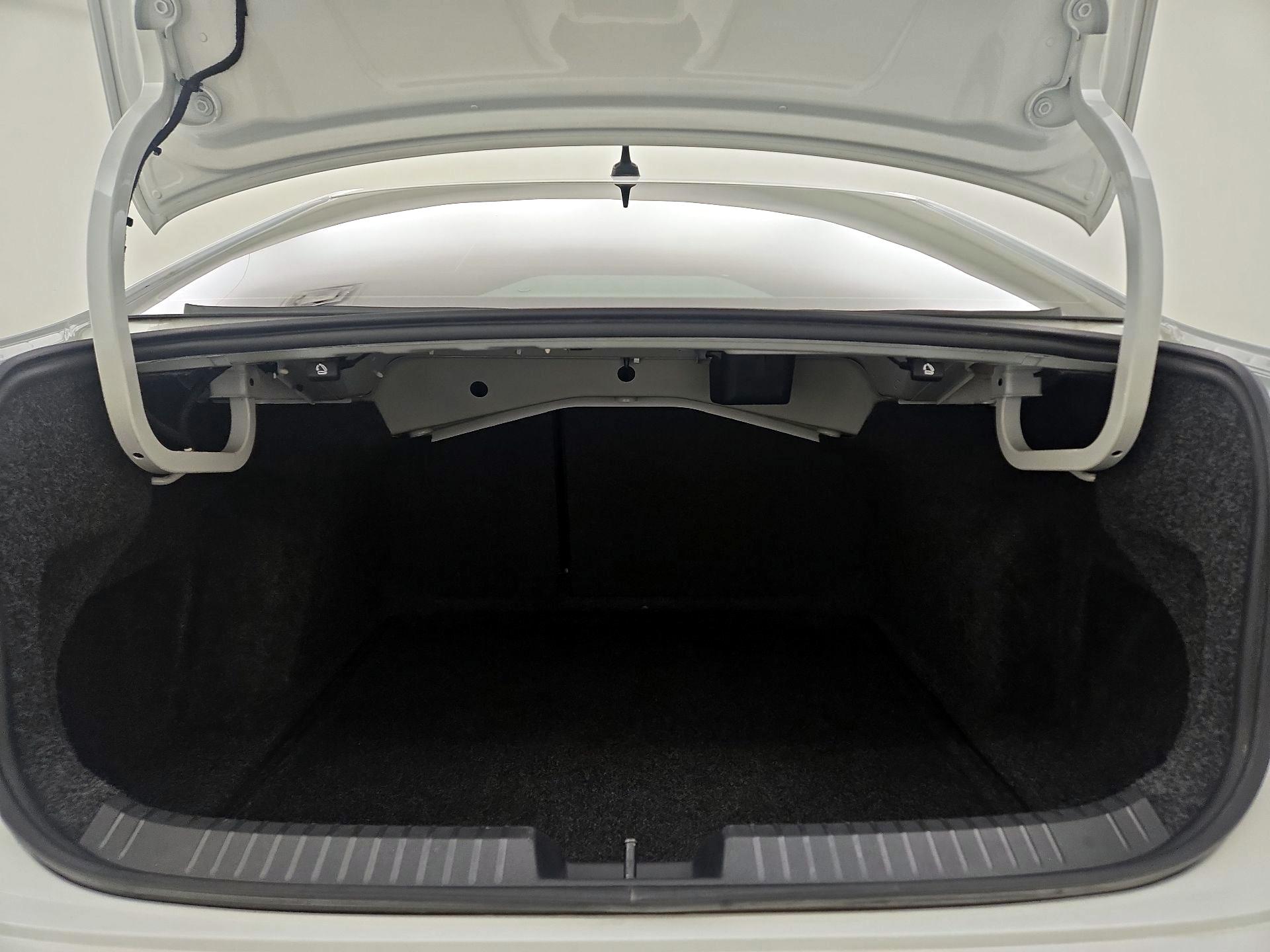 Thumbnail: 2020 Volkswagen Jetta - 20