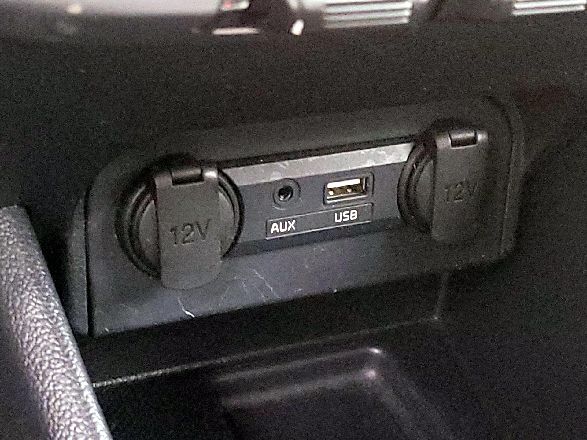 Thumbnail: 2017 Kia Rio5 - 17