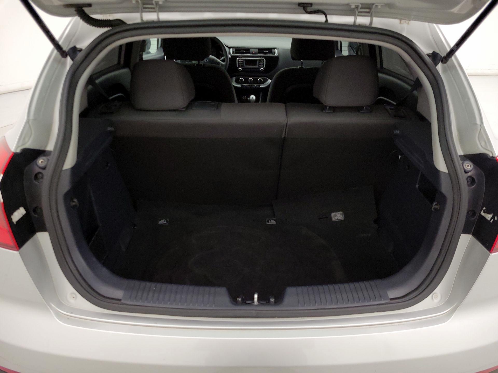 Thumbnail: 2017 Kia Rio5 - 19