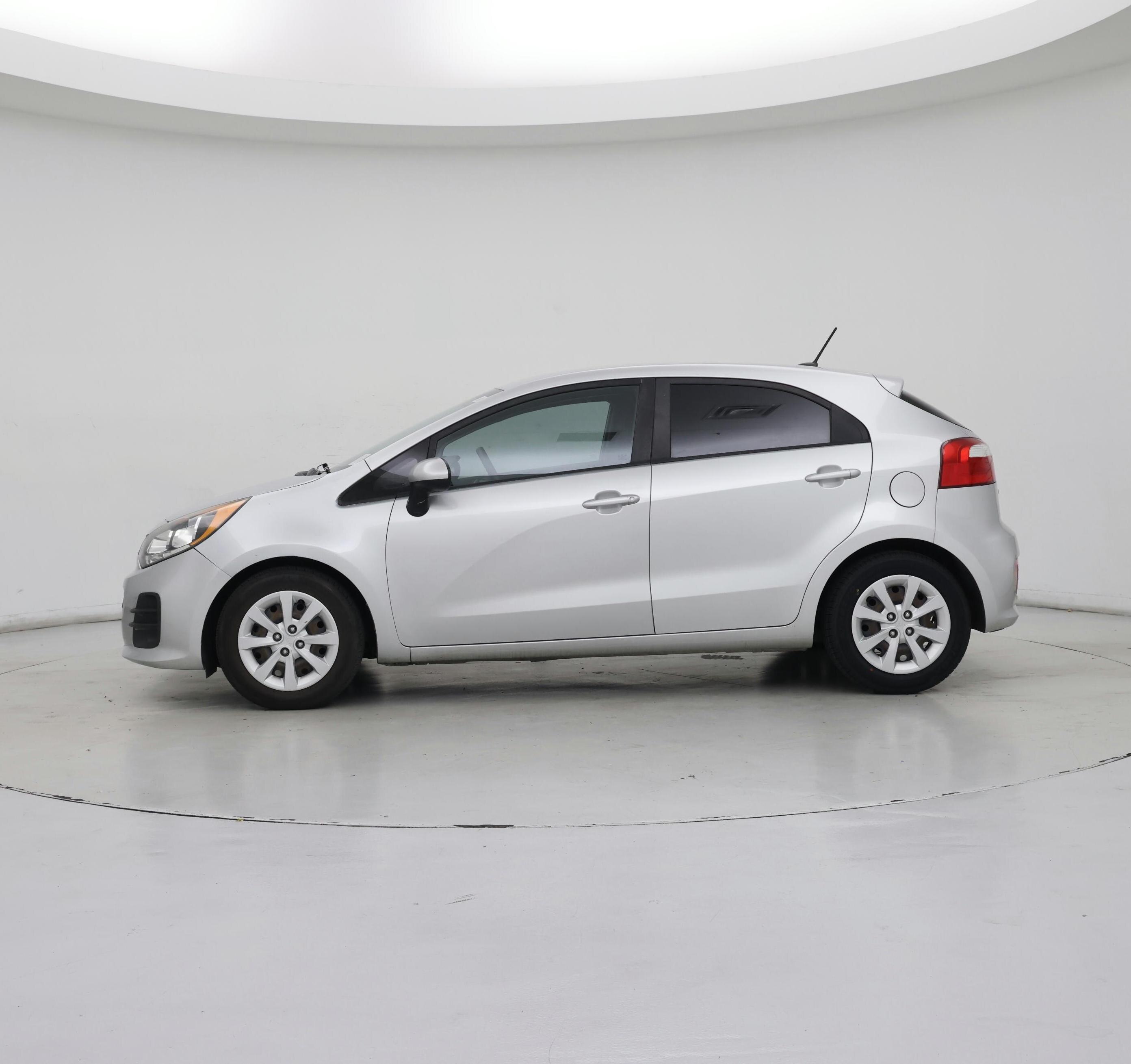 Thumbnail: 2017 Kia Rio5 - 3