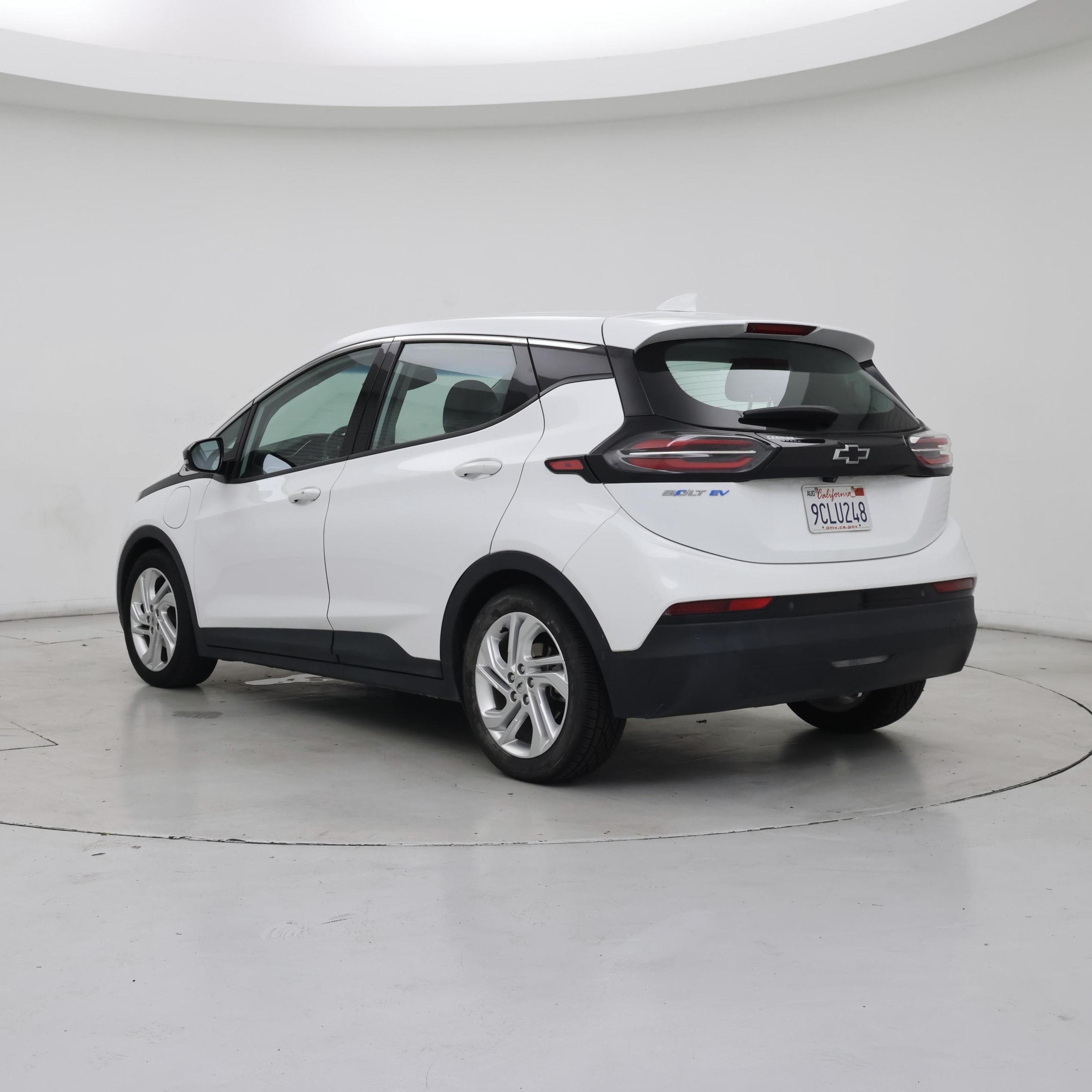Thumbnail: 2022 Chevrolet Bolt EV - 2