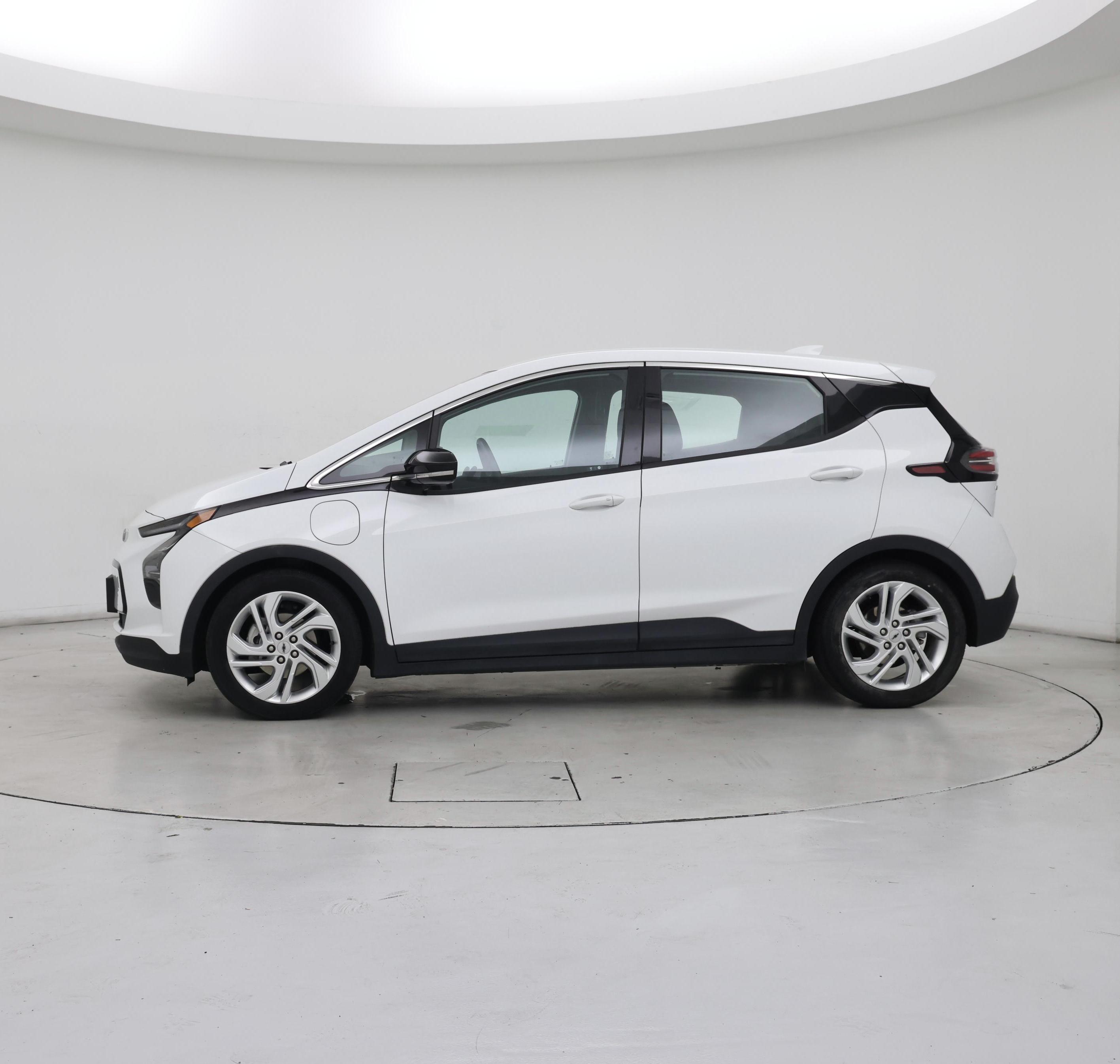 Thumbnail: 2022 Chevrolet Bolt EV - 3