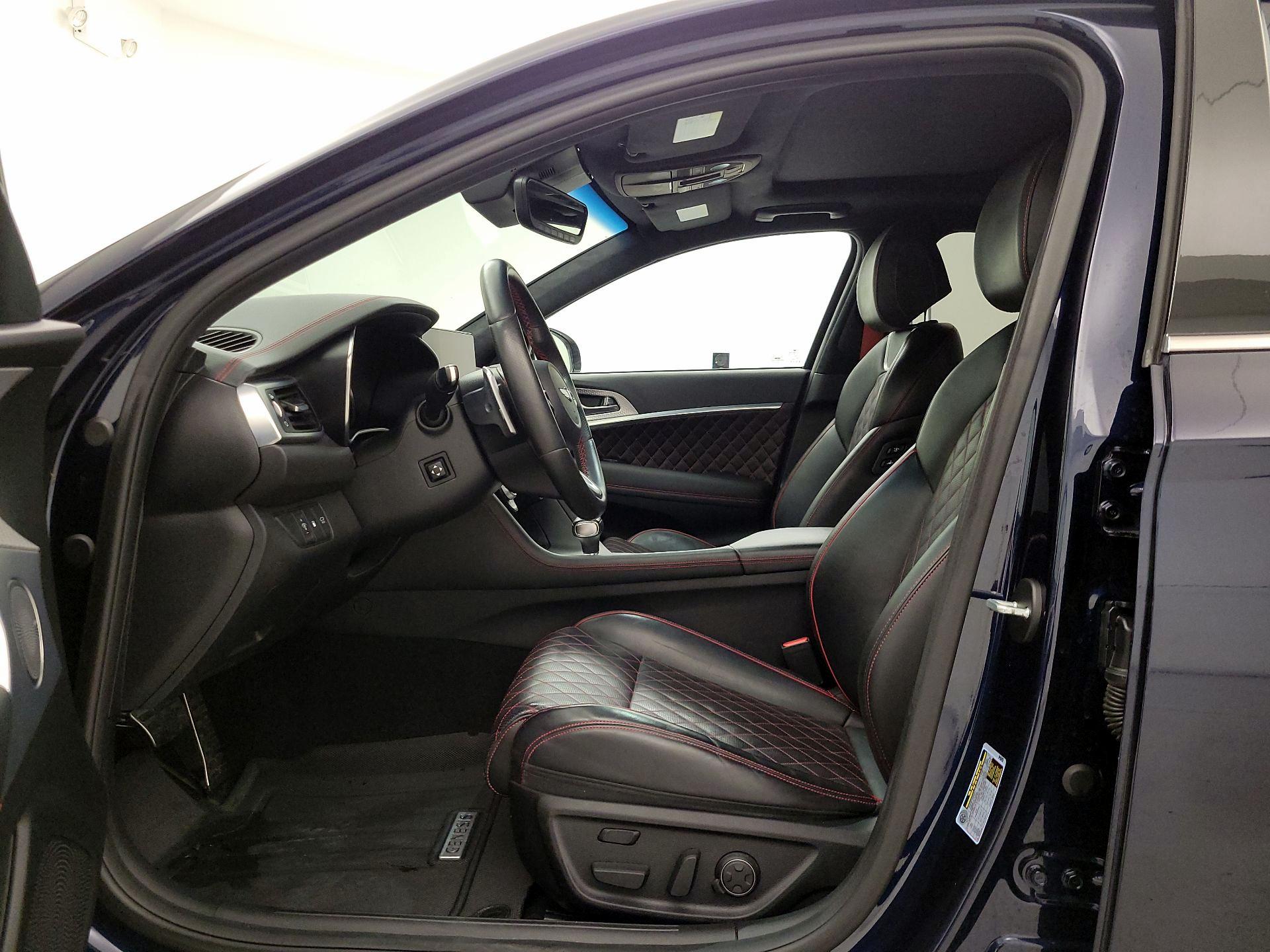 Thumbnail: 2023 Genesis G70 - 11