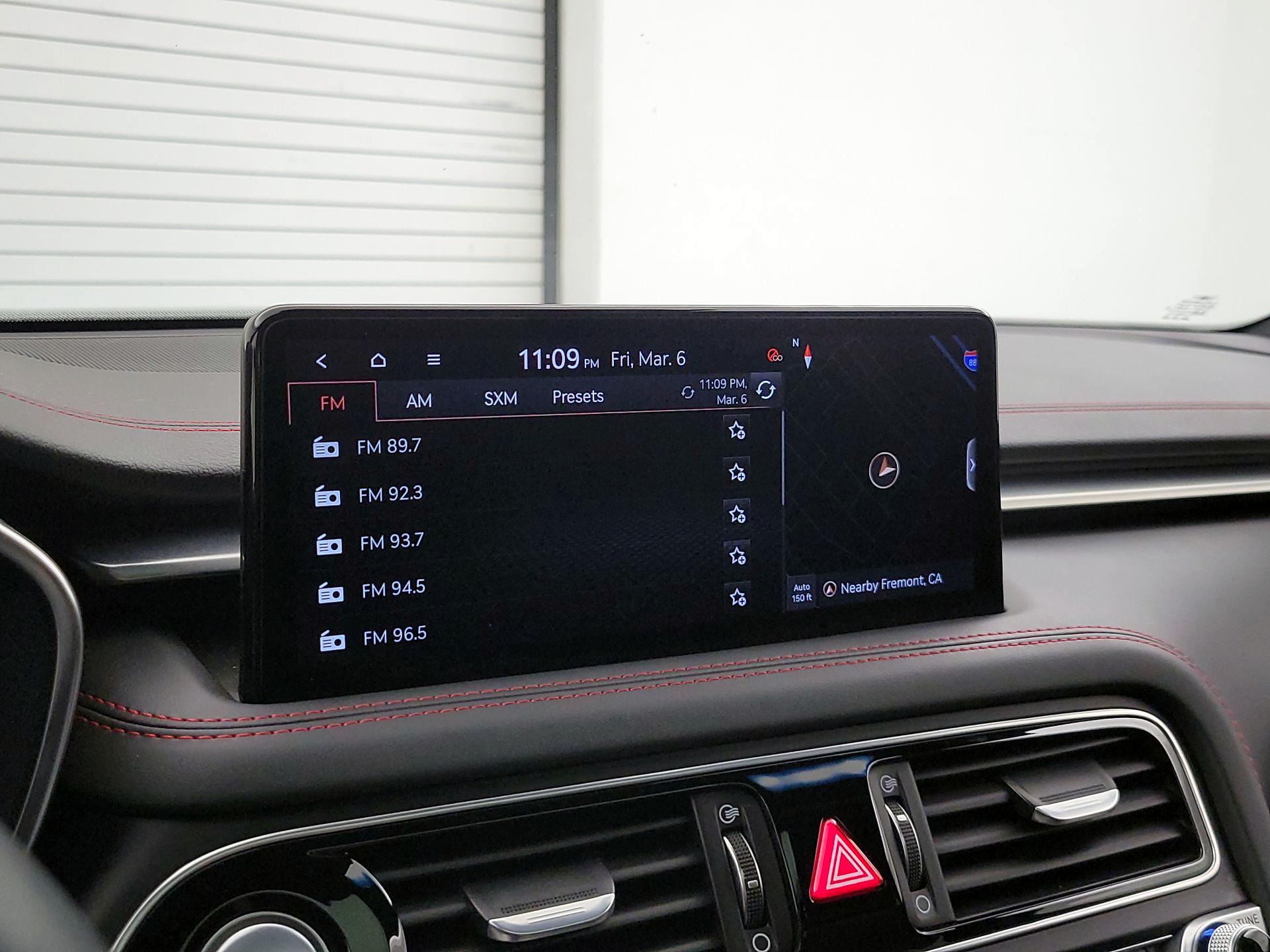 Thumbnail: 2023 Genesis G70 - 16