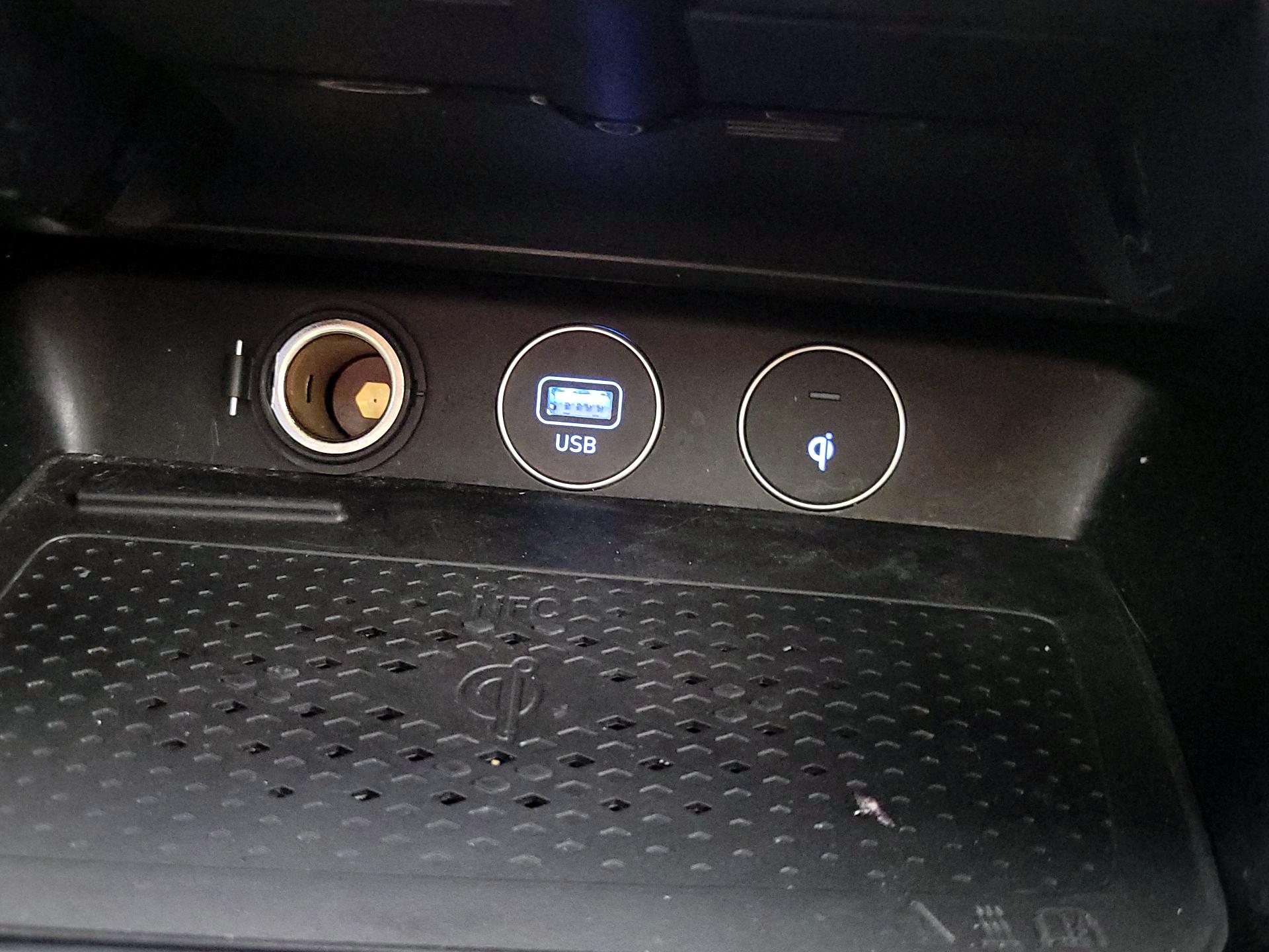 Thumbnail: 2023 Genesis G70 - 19