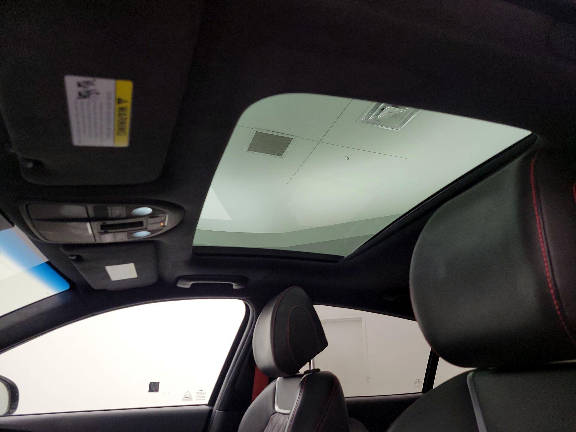 Thumbnail: 2023 Genesis G70 - 20