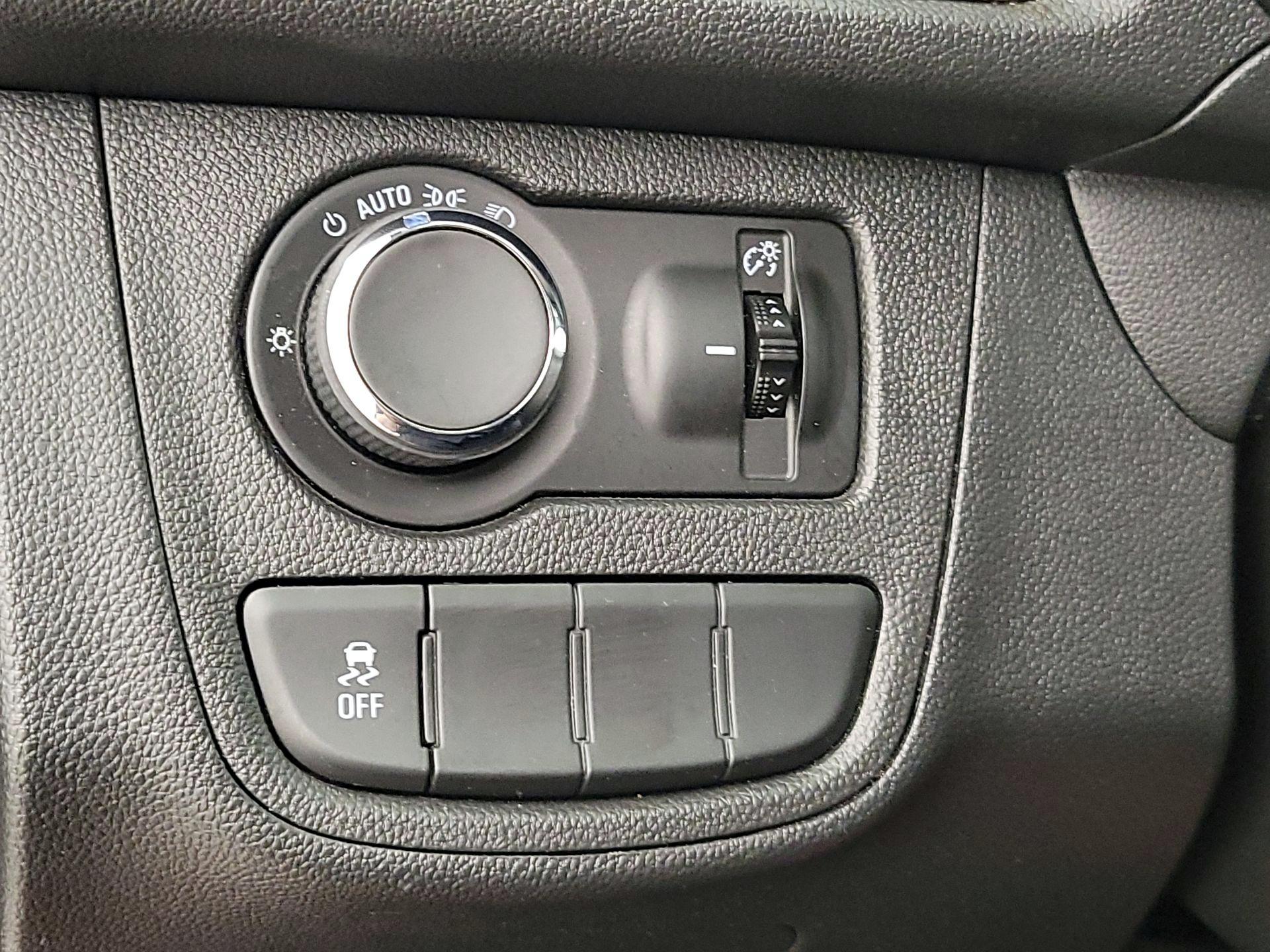 Thumbnail: 2022 Chevrolet Spark - 13