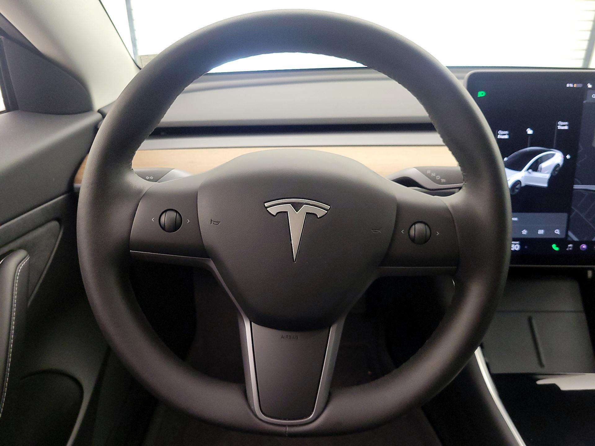 Thumbnail: 2020 Tesla Model 3 - 10