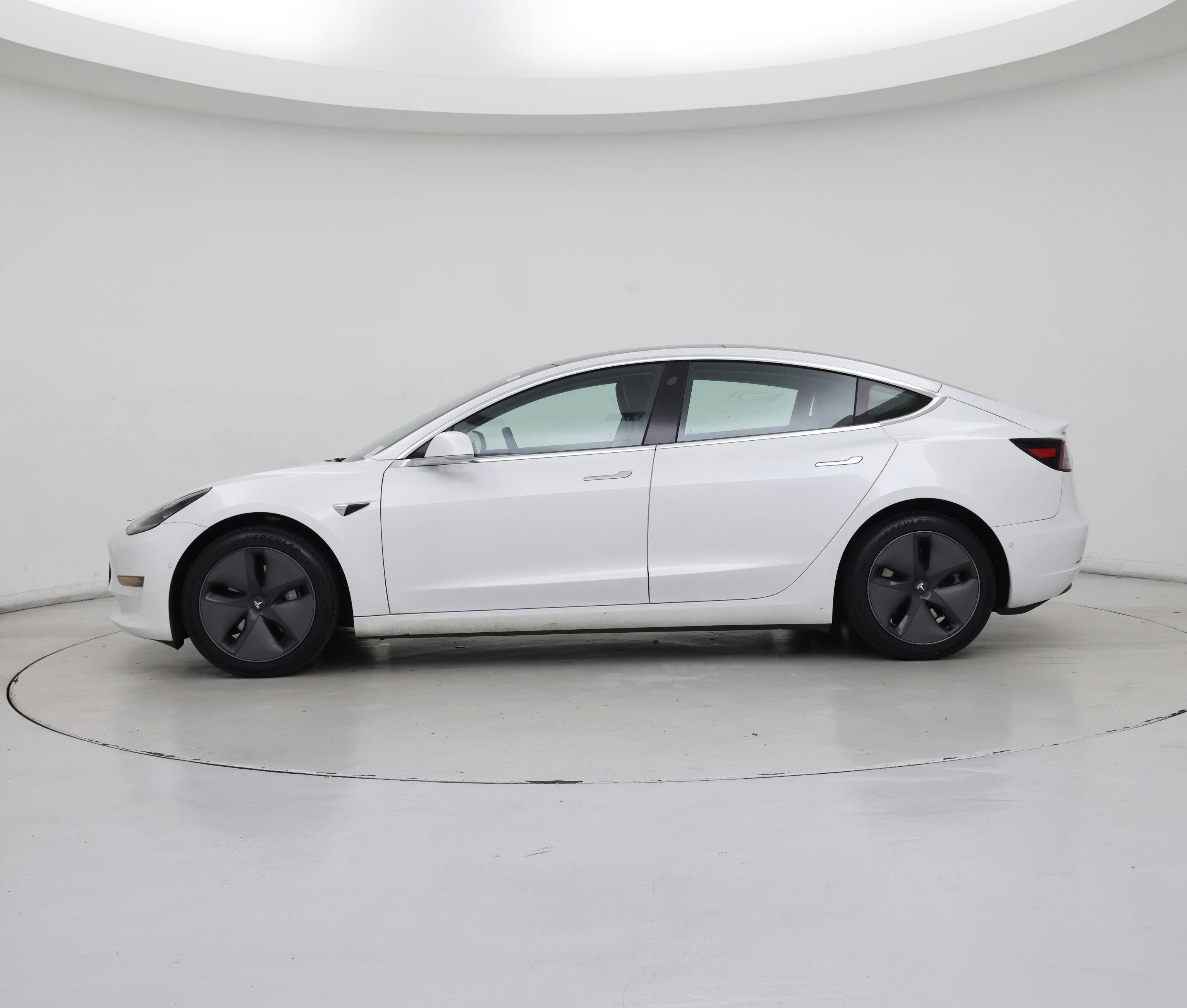 Thumbnail: 2020 Tesla Model 3 - 3