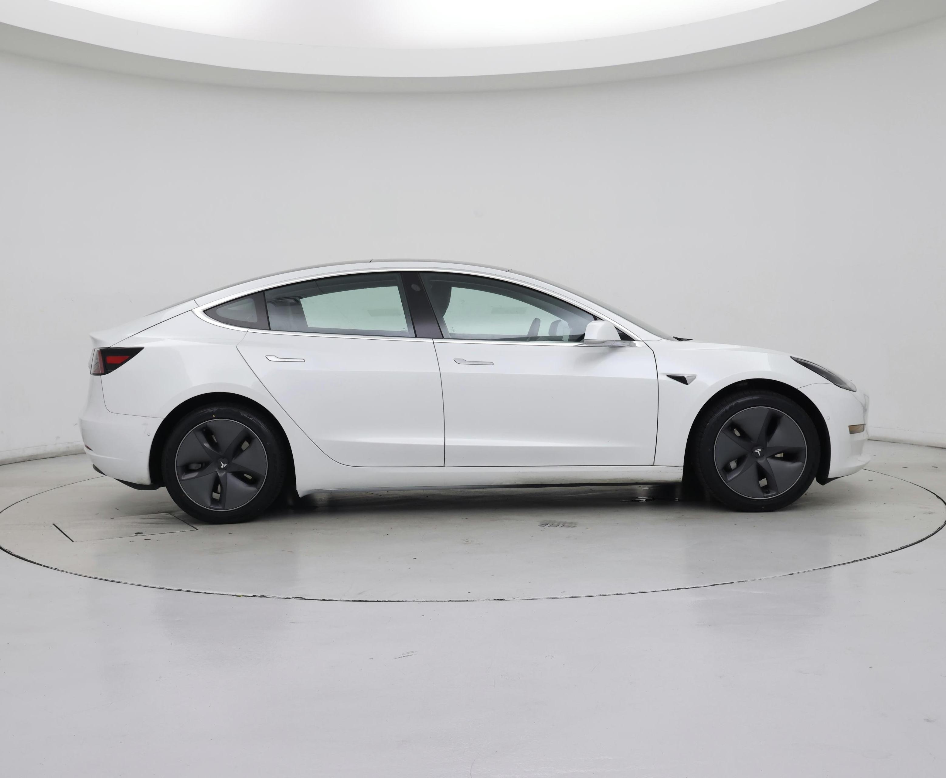 Thumbnail: 2020 Tesla Model 3 - 7
