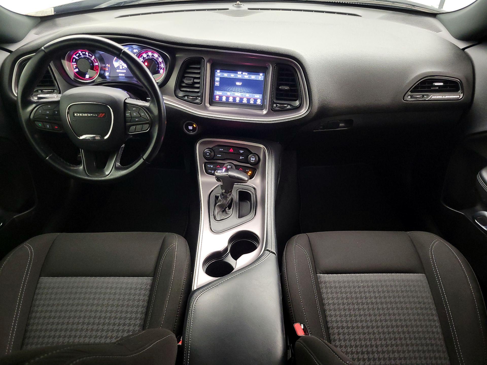 Thumbnail: 2021 Dodge Challenger - 9
