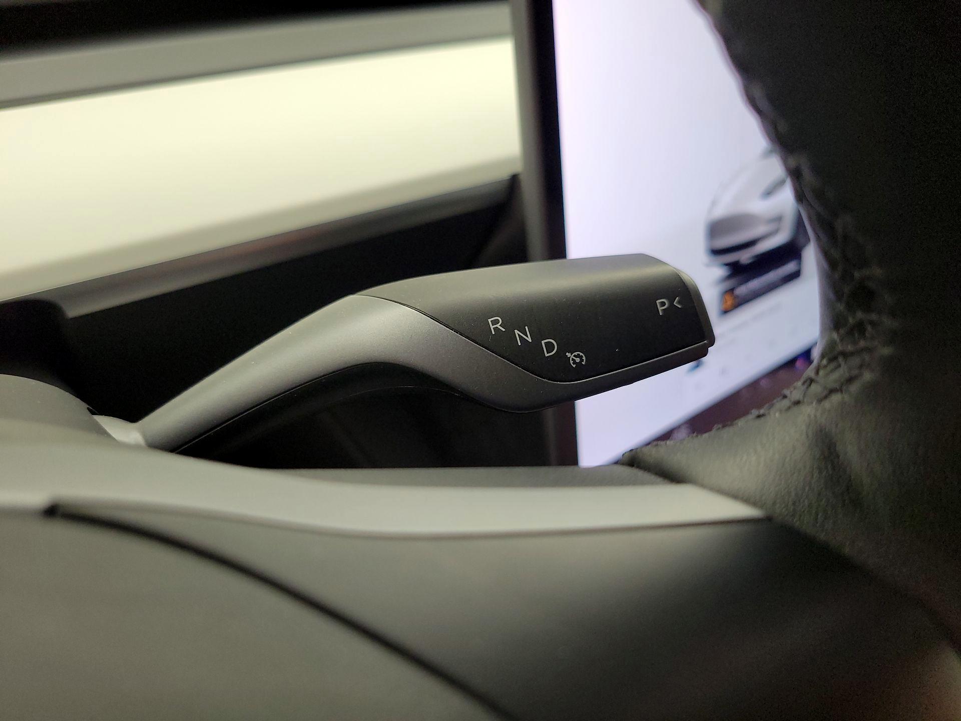 Thumbnail: 2023 Tesla Model 3 - 18