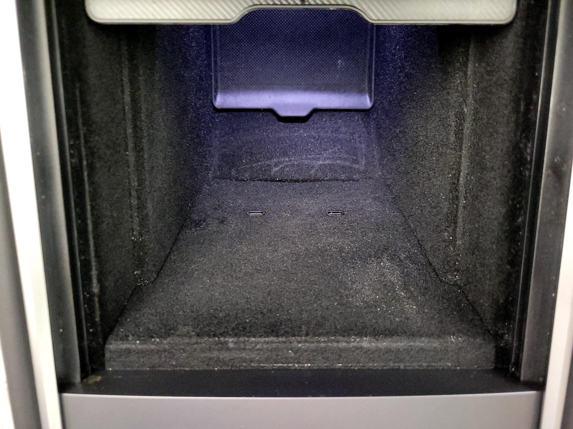 Thumbnail: 2023 Tesla Model 3 - 19