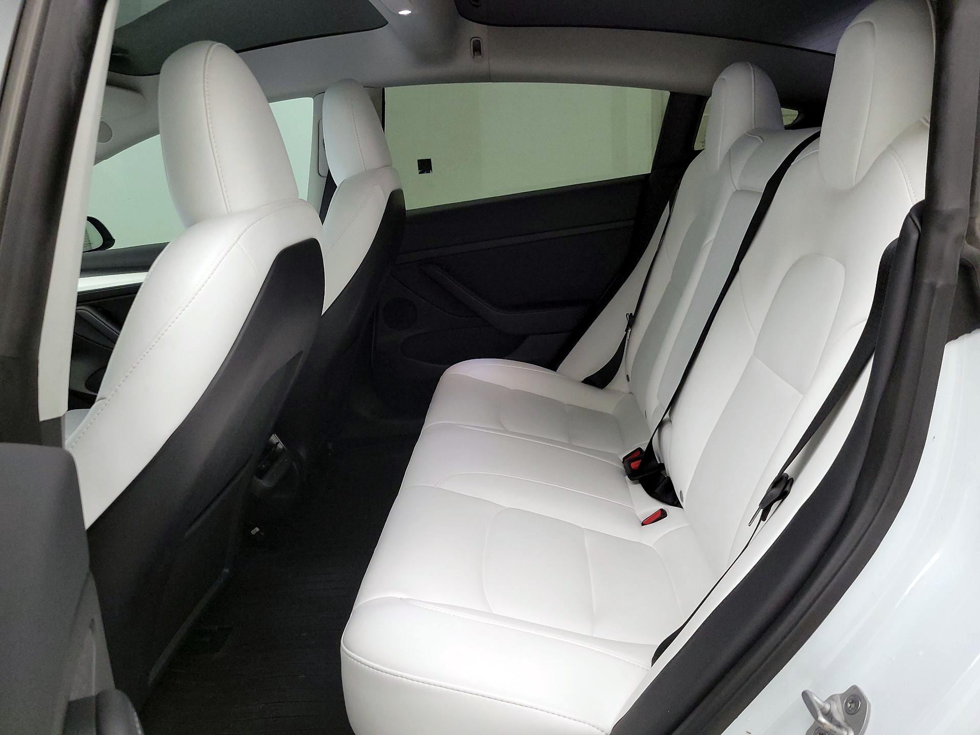 Thumbnail: 2023 Tesla Model 3 - 20