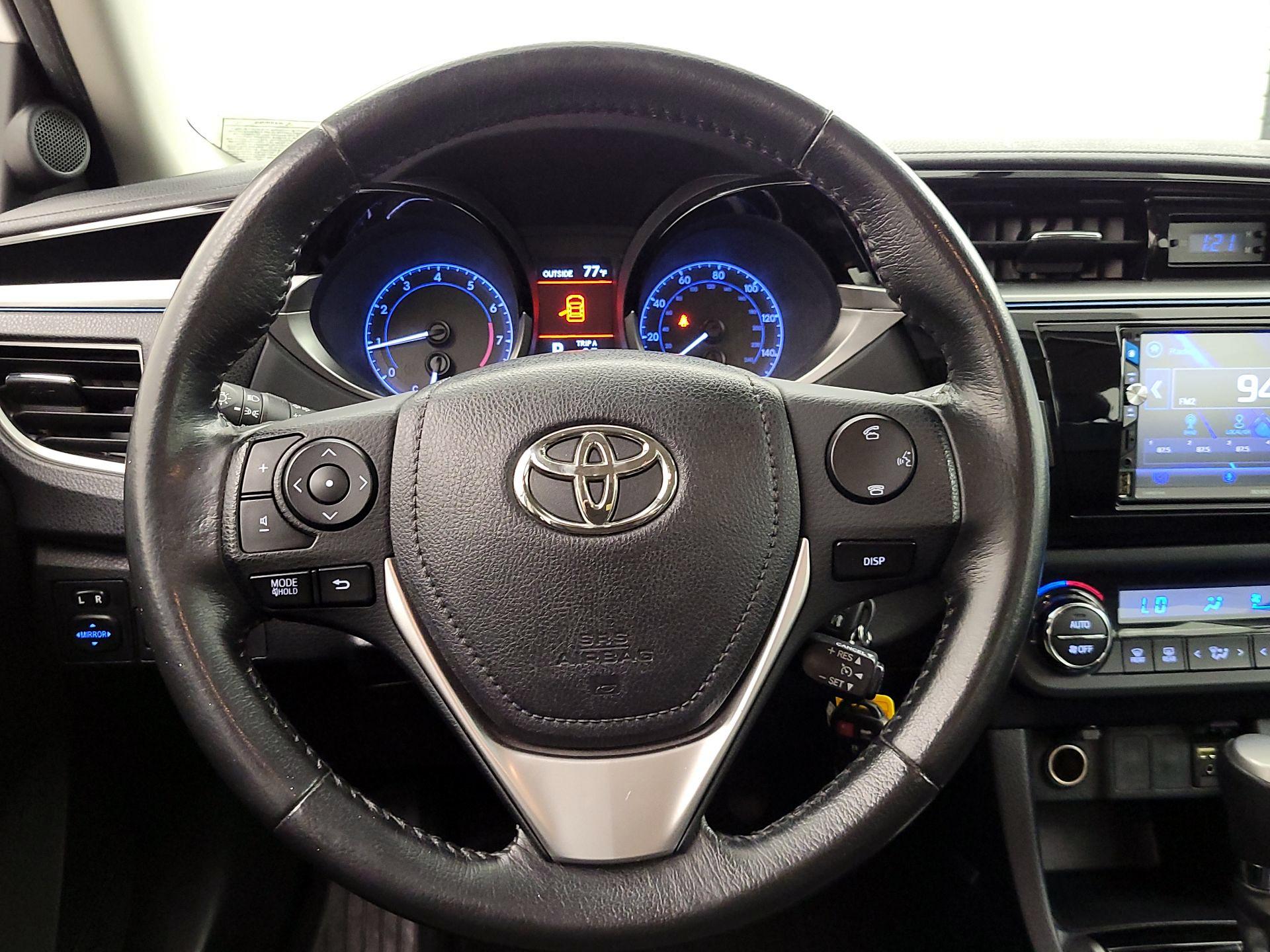 Thumbnail: 2014 Toyota Corolla - 10