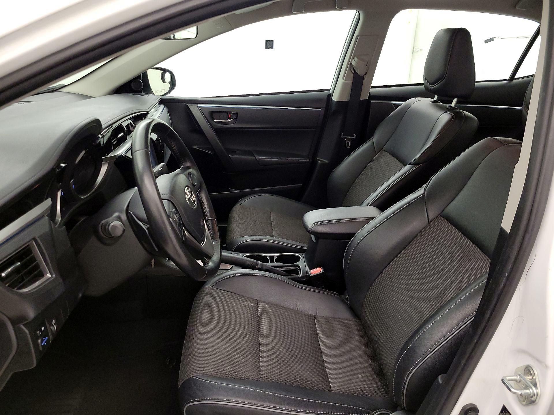 Thumbnail: 2014 Toyota Corolla - 11