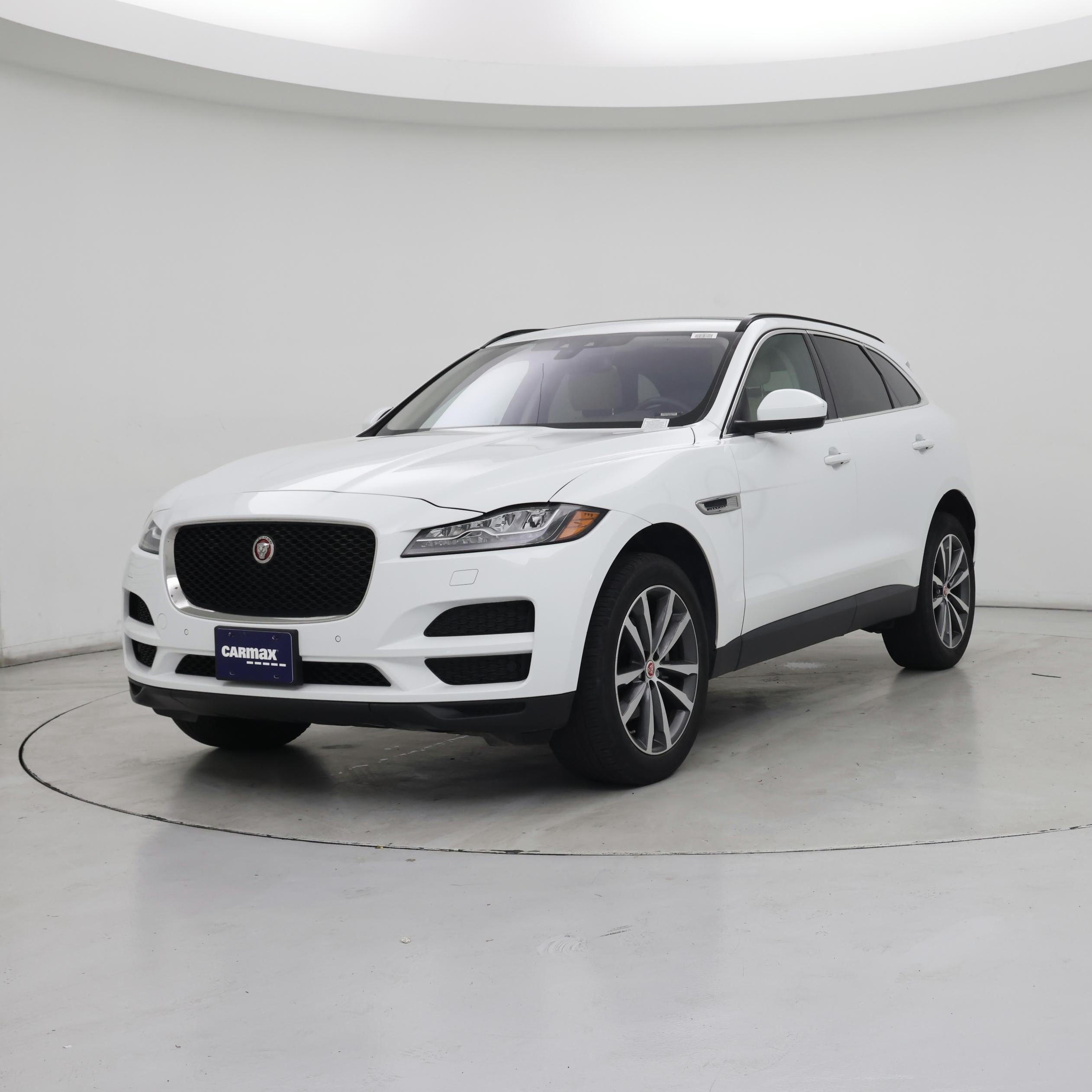 Thumbnail: 2018 Jaguar F-Pace - 4