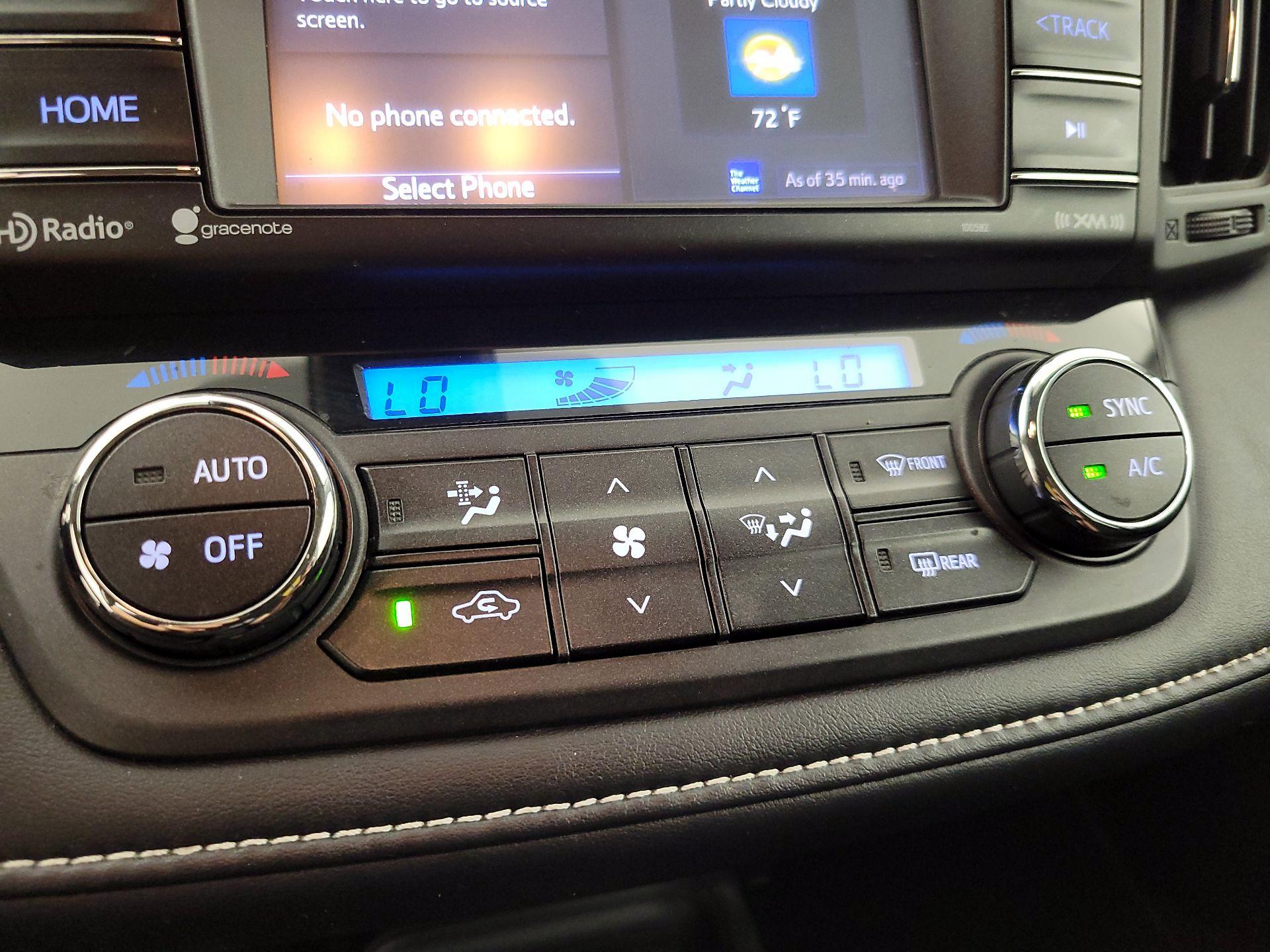 Thumbnail: 2018 Toyota RAV4 - 16