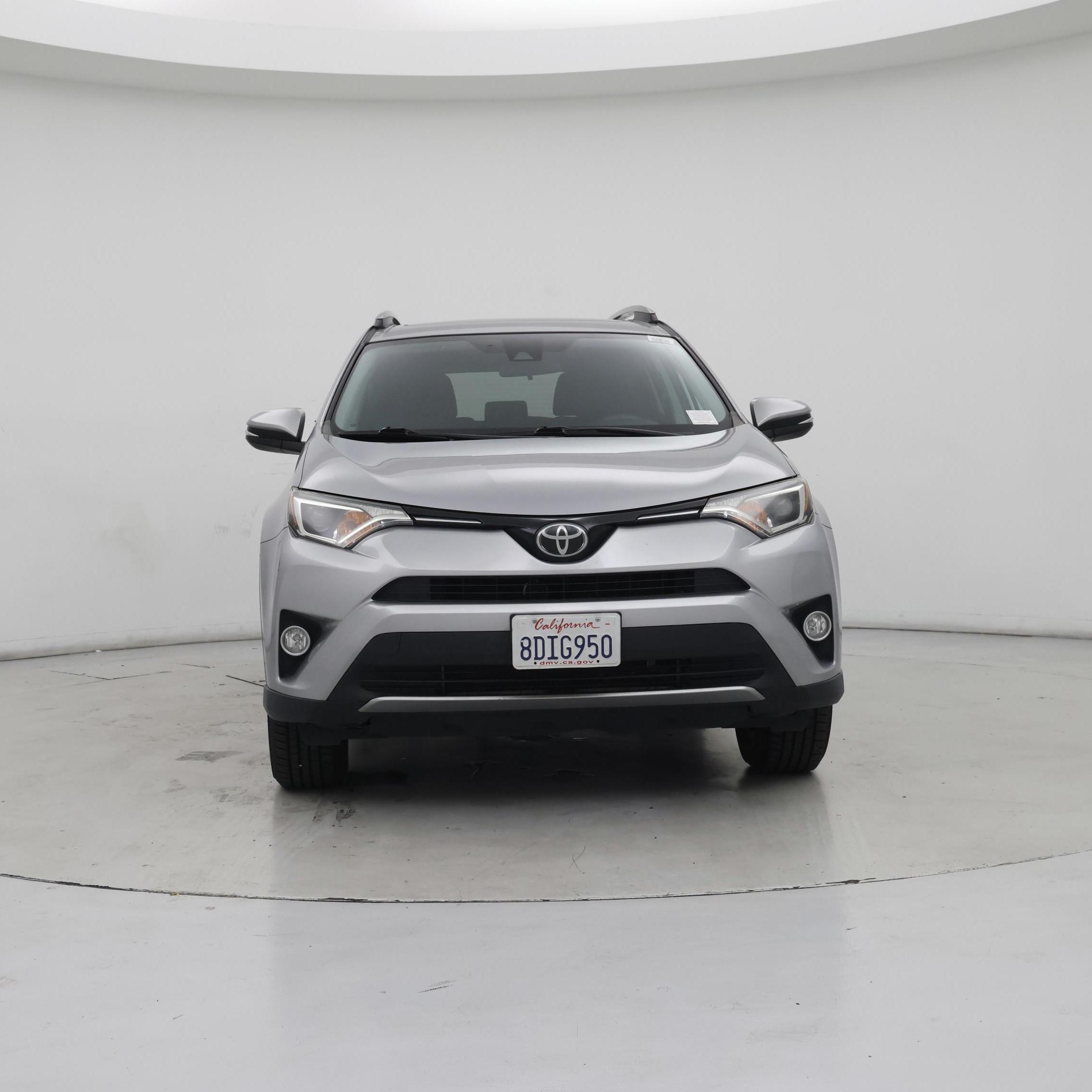 Thumbnail: 2018 Toyota RAV4 - 5