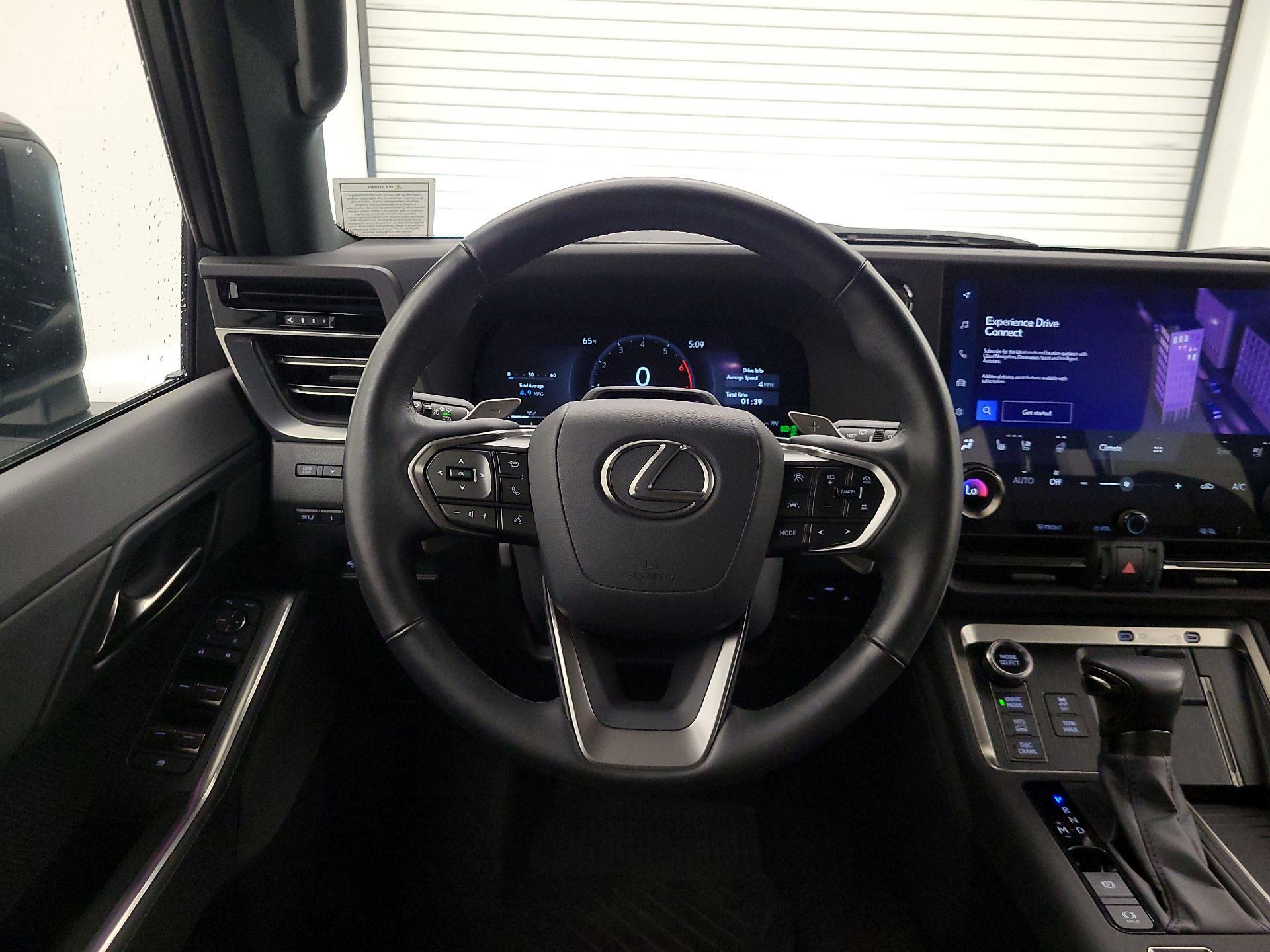 Thumbnail: 2024 Lexus GX - 10