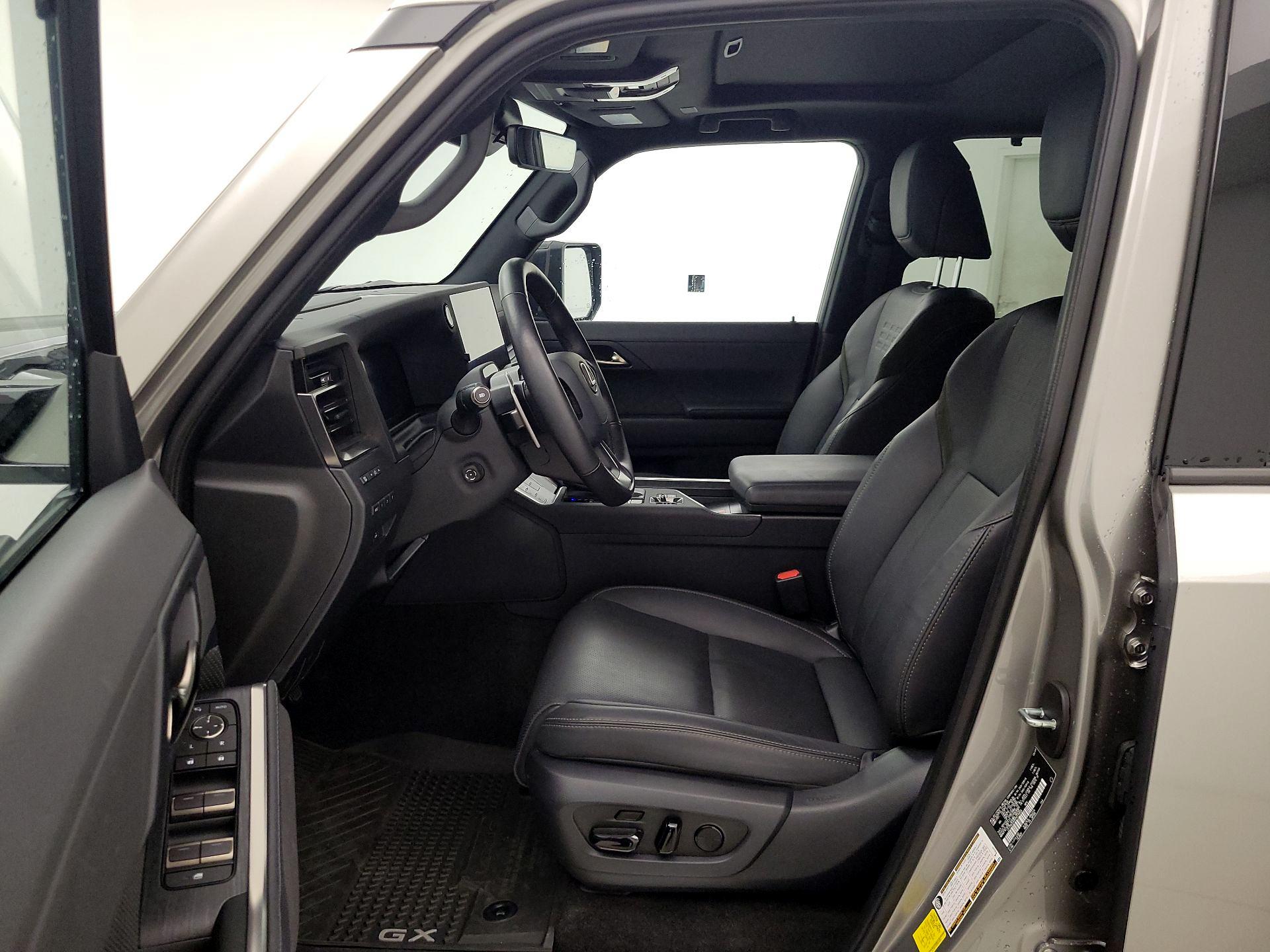 Thumbnail: 2024 Lexus GX - 11