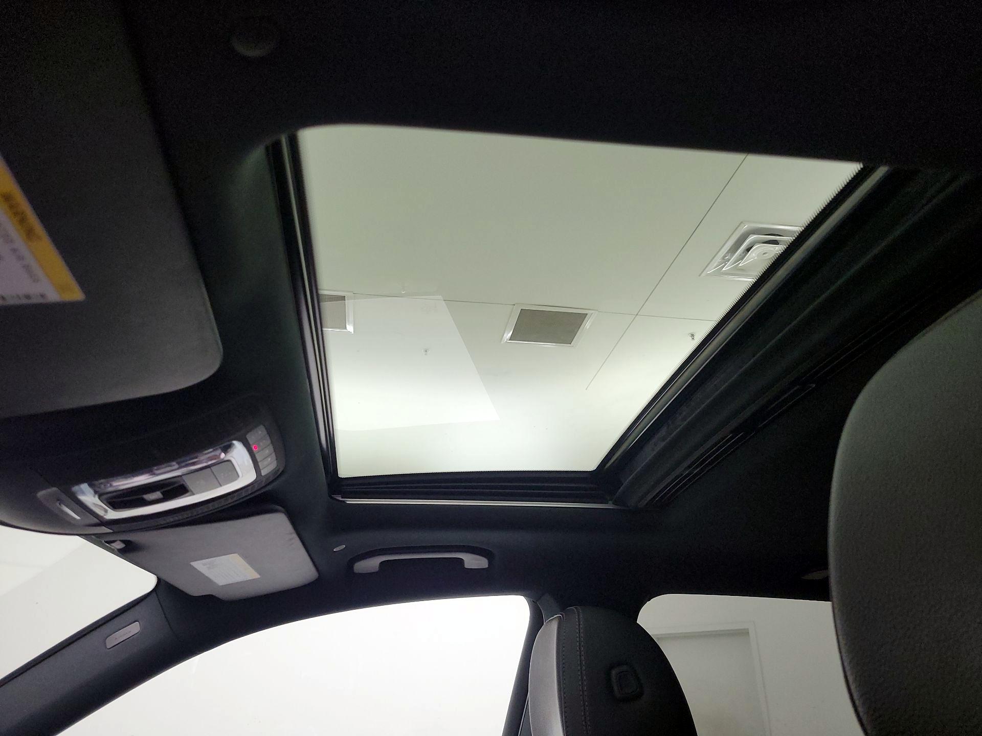 Thumbnail: 2020 Mercedes-Benz GLE - 20