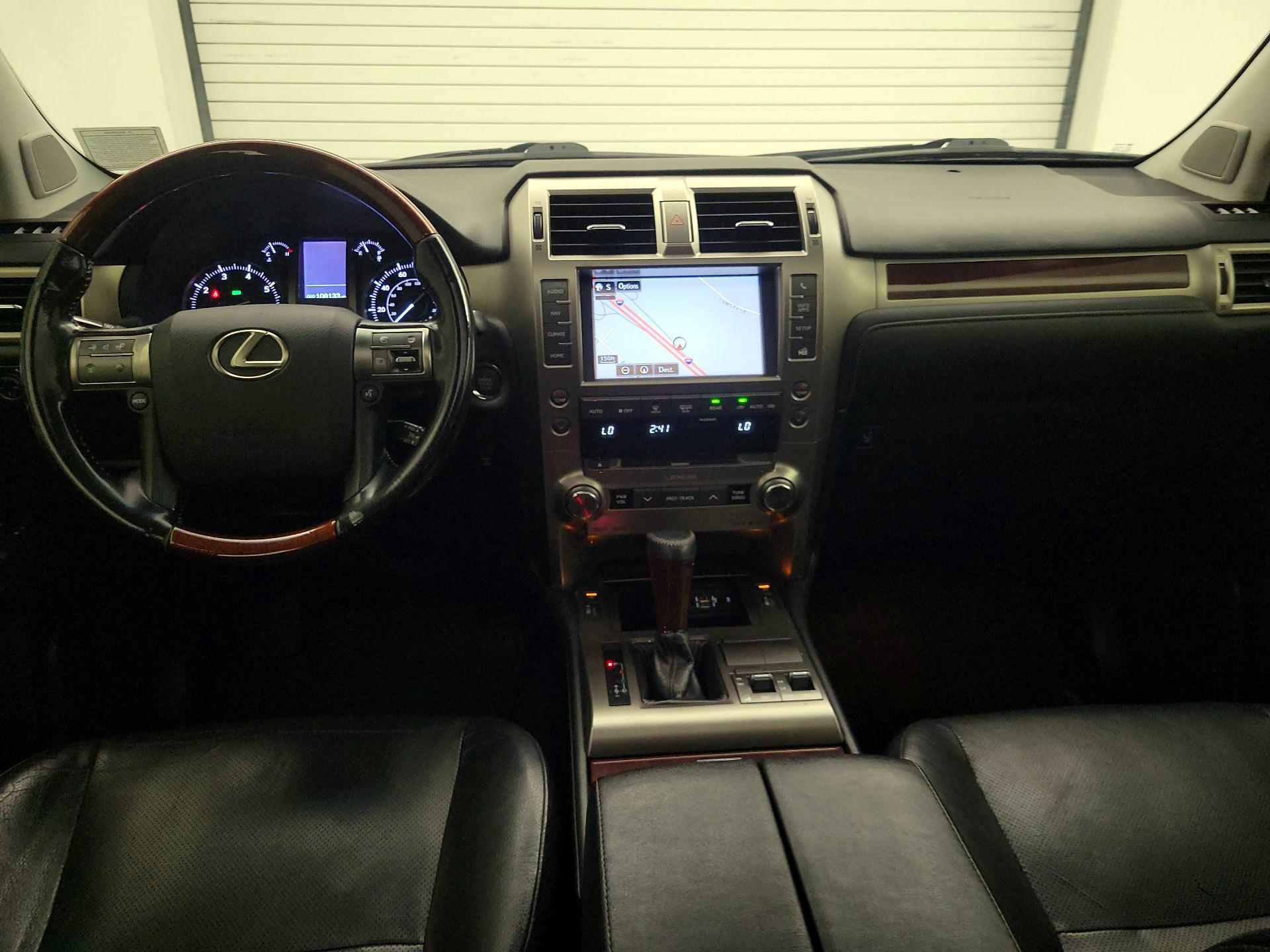 Thumbnail: 2016 Lexus GX - 9