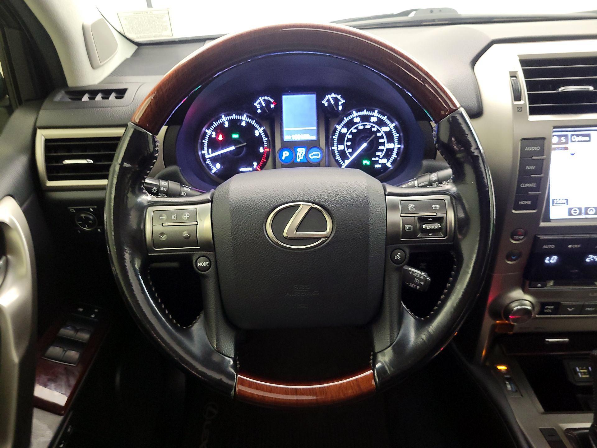 Thumbnail: 2016 Lexus GX - 10