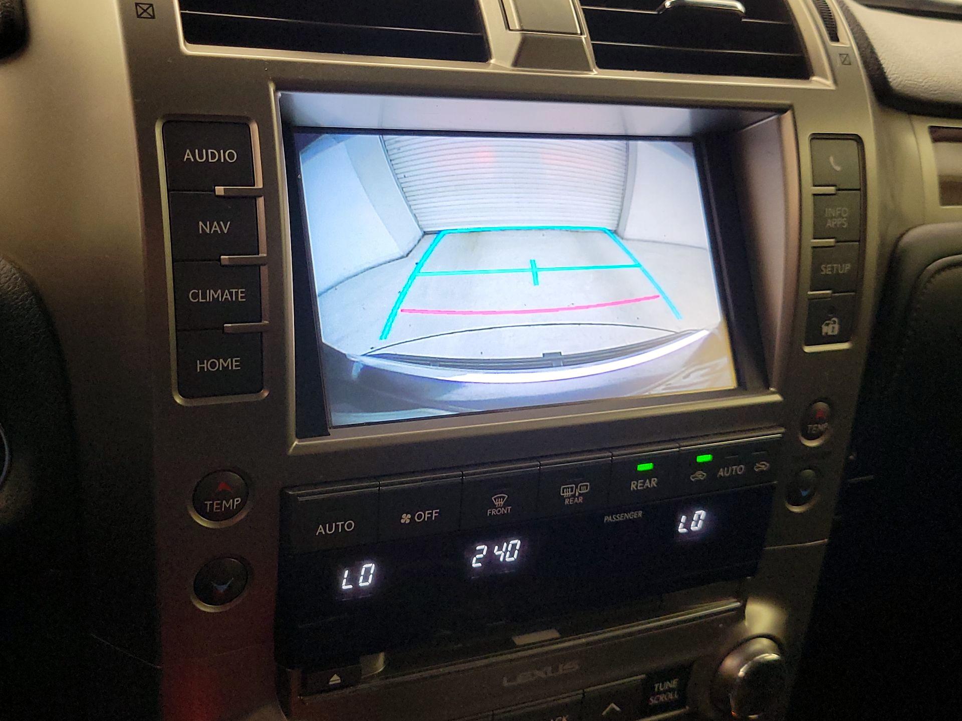 Thumbnail: 2016 Lexus GX - 15