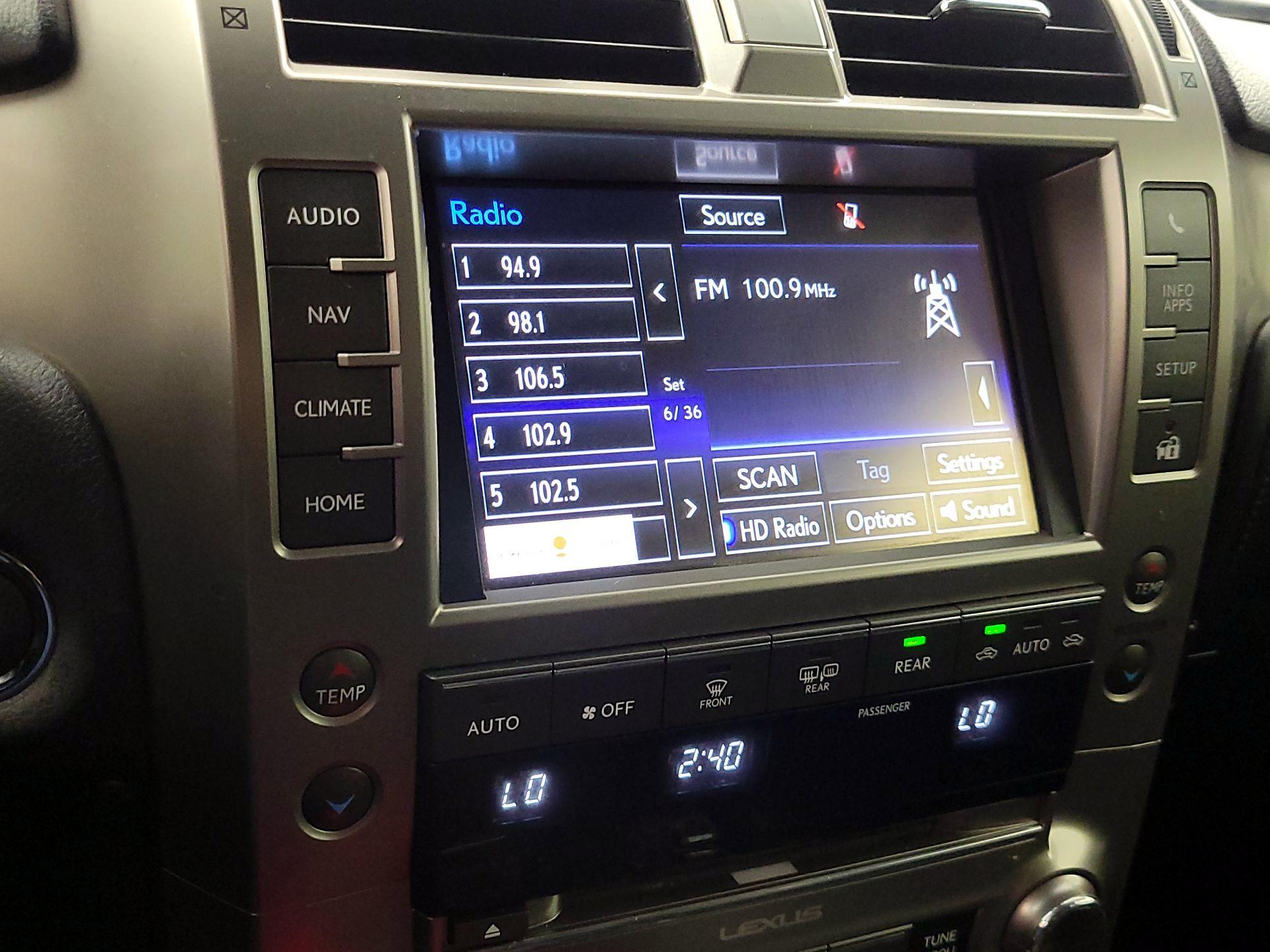 Thumbnail: 2016 Lexus GX - 16