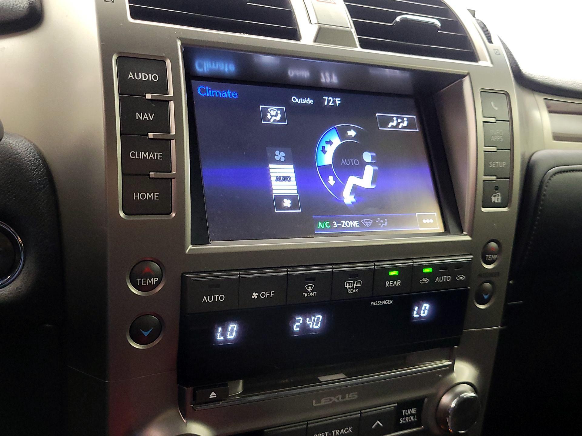 Thumbnail: 2016 Lexus GX - 17