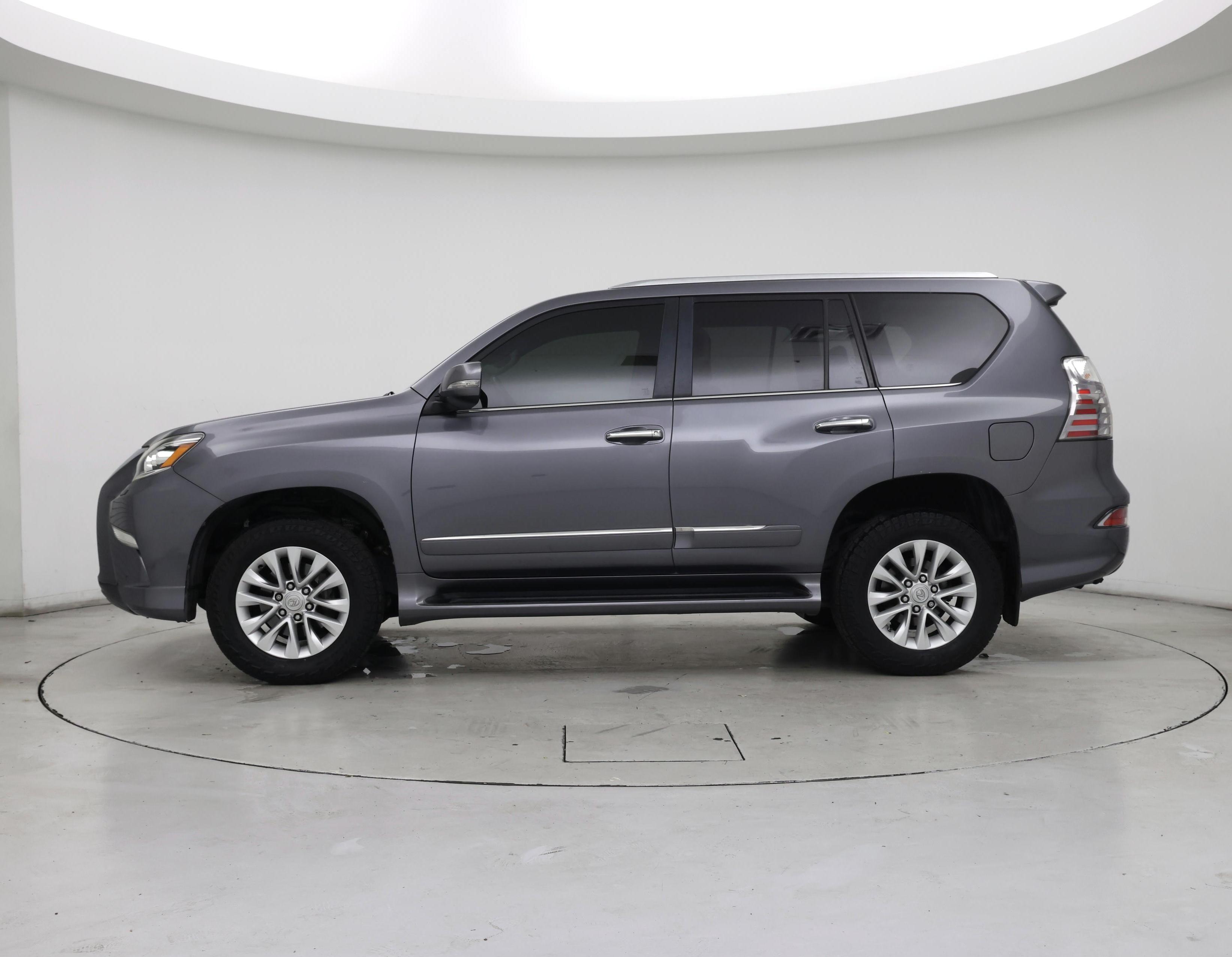 Thumbnail: 2016 Lexus GX - 3